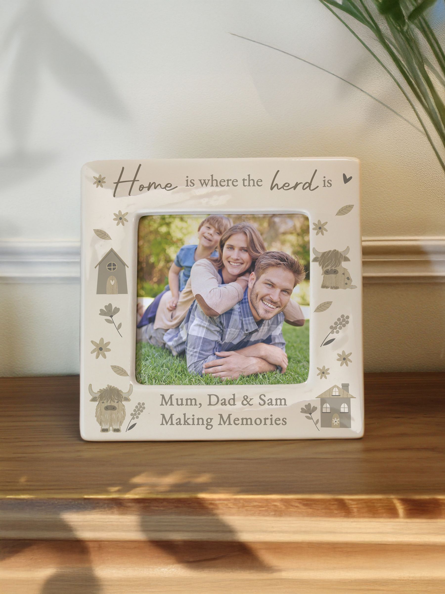 PMC ceramic highland cow photo frame 4x4, imported from the UK