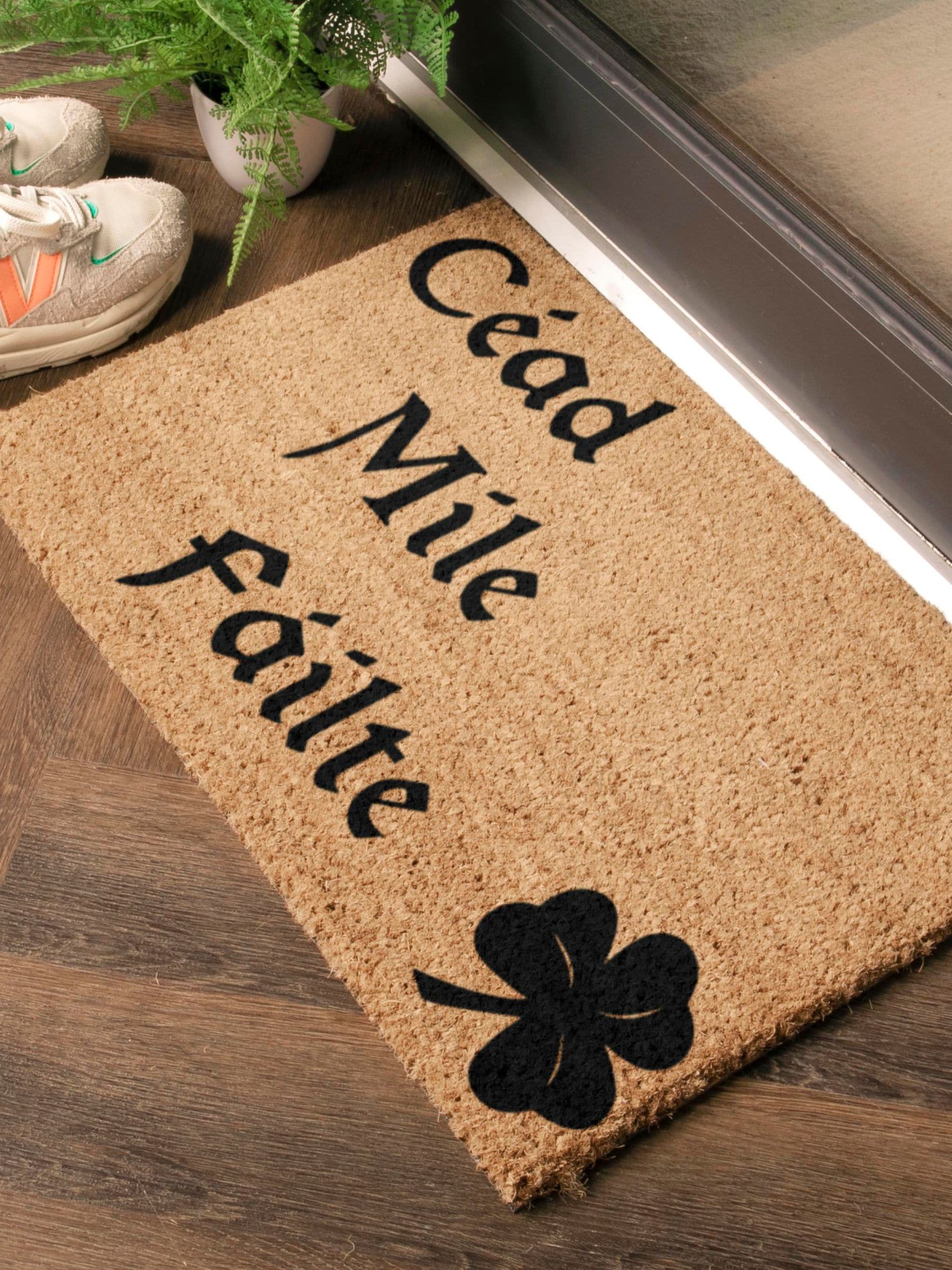 Artsy Mats doormat Natural Black Cead Mile Failte 60x40cm (British brand)