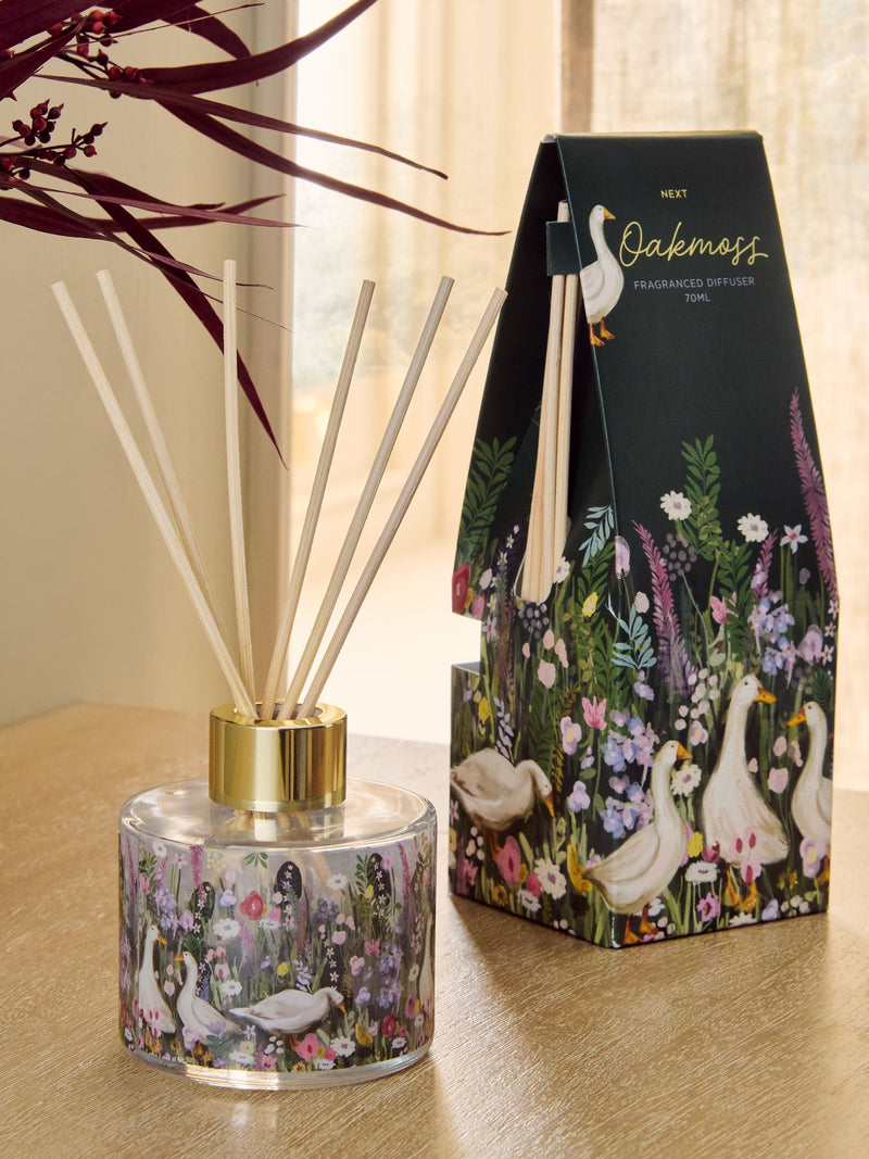 The Waddlesworths oakmoss diffuser 70ml, imported from the UK