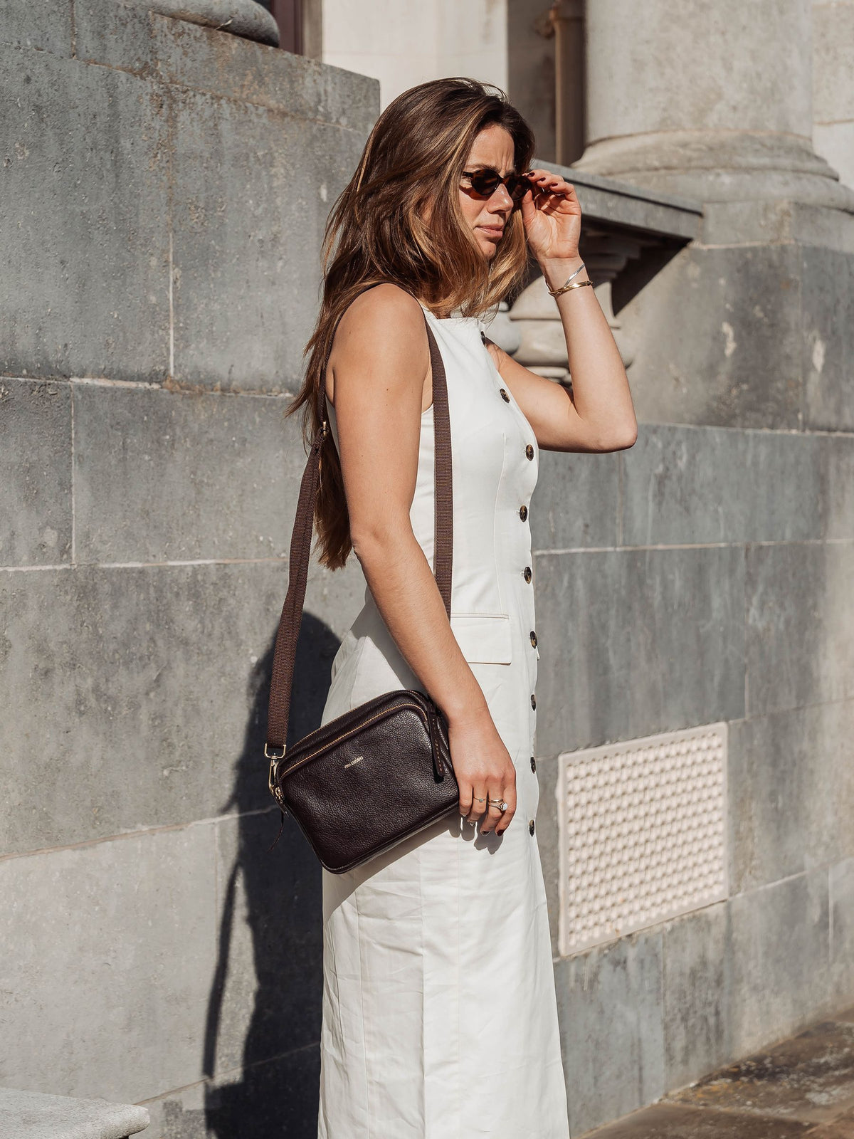Pure Luxuries London Black Eris Leather Cross-Body Bag