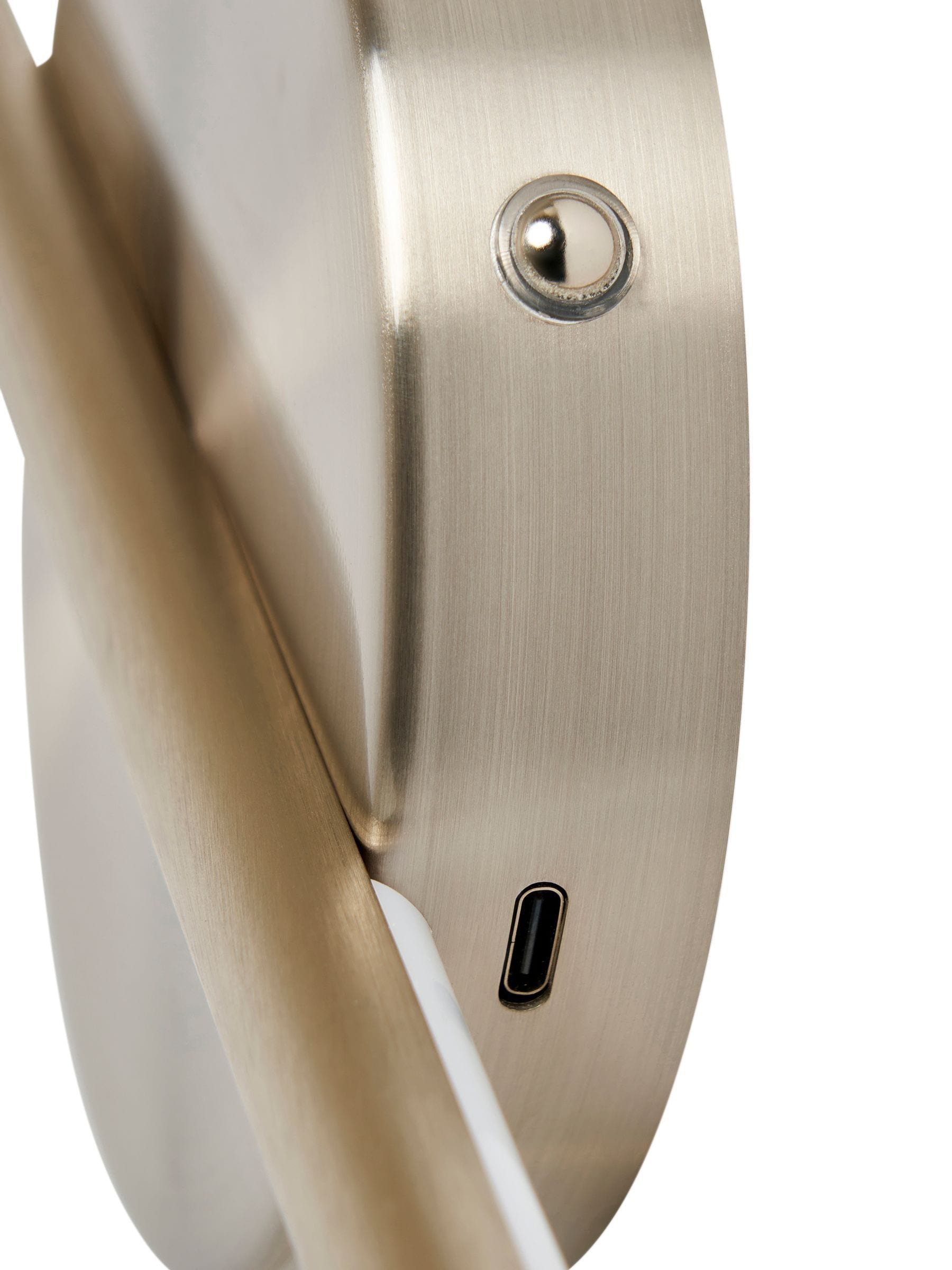 BHS rechargeable wall light USB-C, UK version
