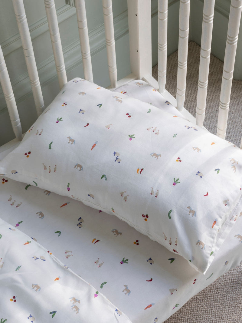 Avery Row Anemone Cotbed Bedding Set