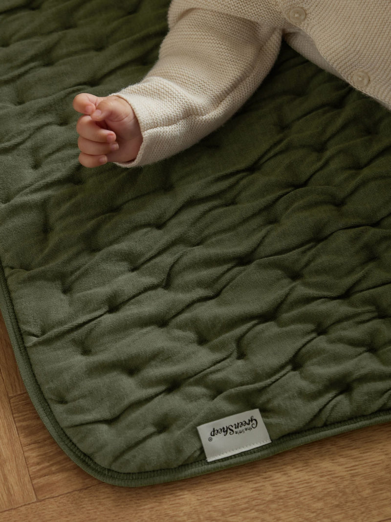 Little Green Sheep Juniper Dimple quilt 80x80 cm, UK version