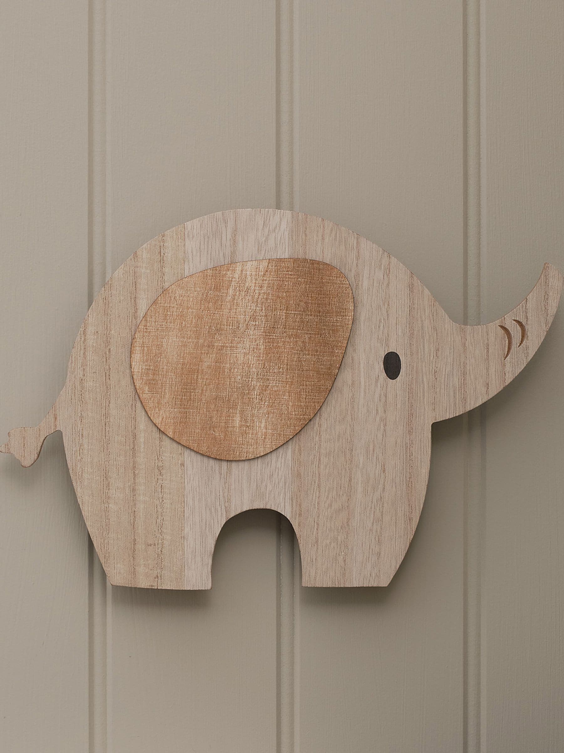 Lights4fun Ernie Elephant nightlight 20x30cm, UK version