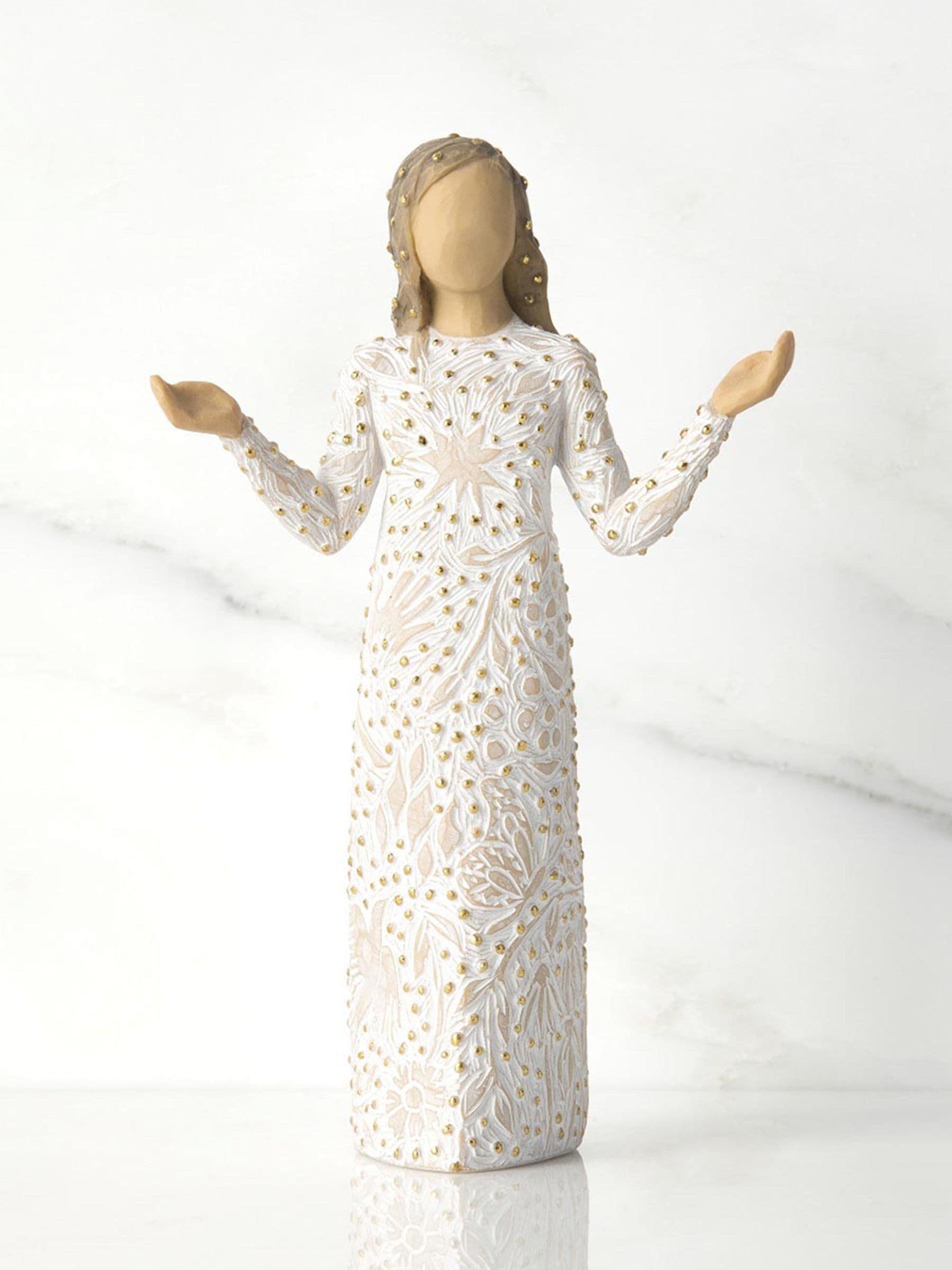 Willow Tree Off White Everyday Blessings figurine, imported from the UK