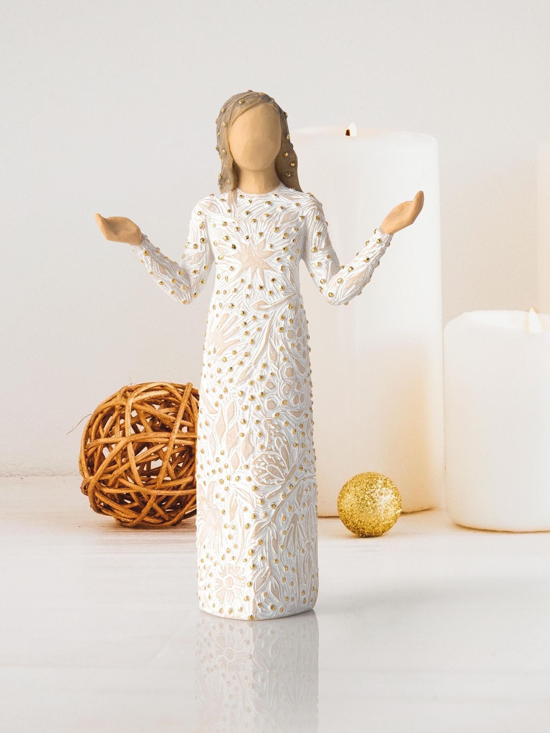 Willow Tree Off White Everyday Blessings figurine, imported from the UK