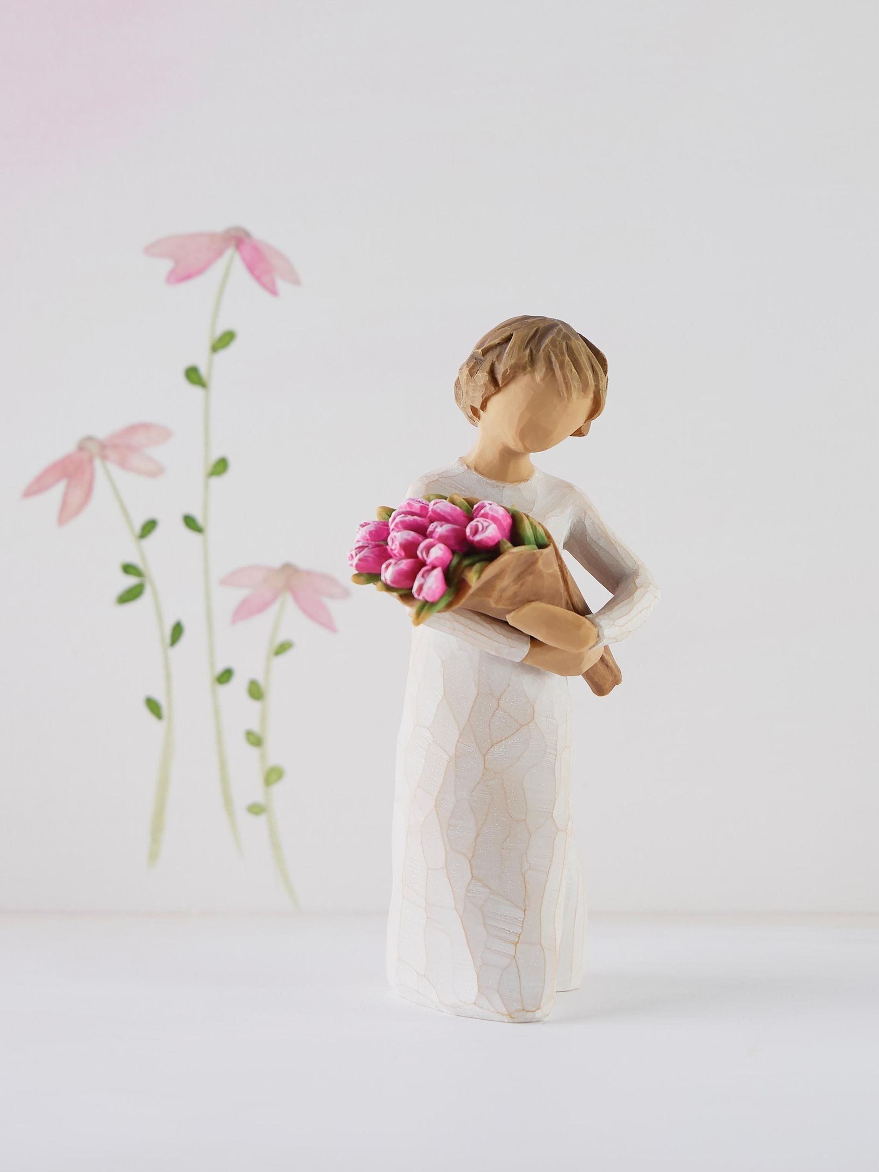 Willow Tree Bright Hope figurine 13.5cm, imported from the UK