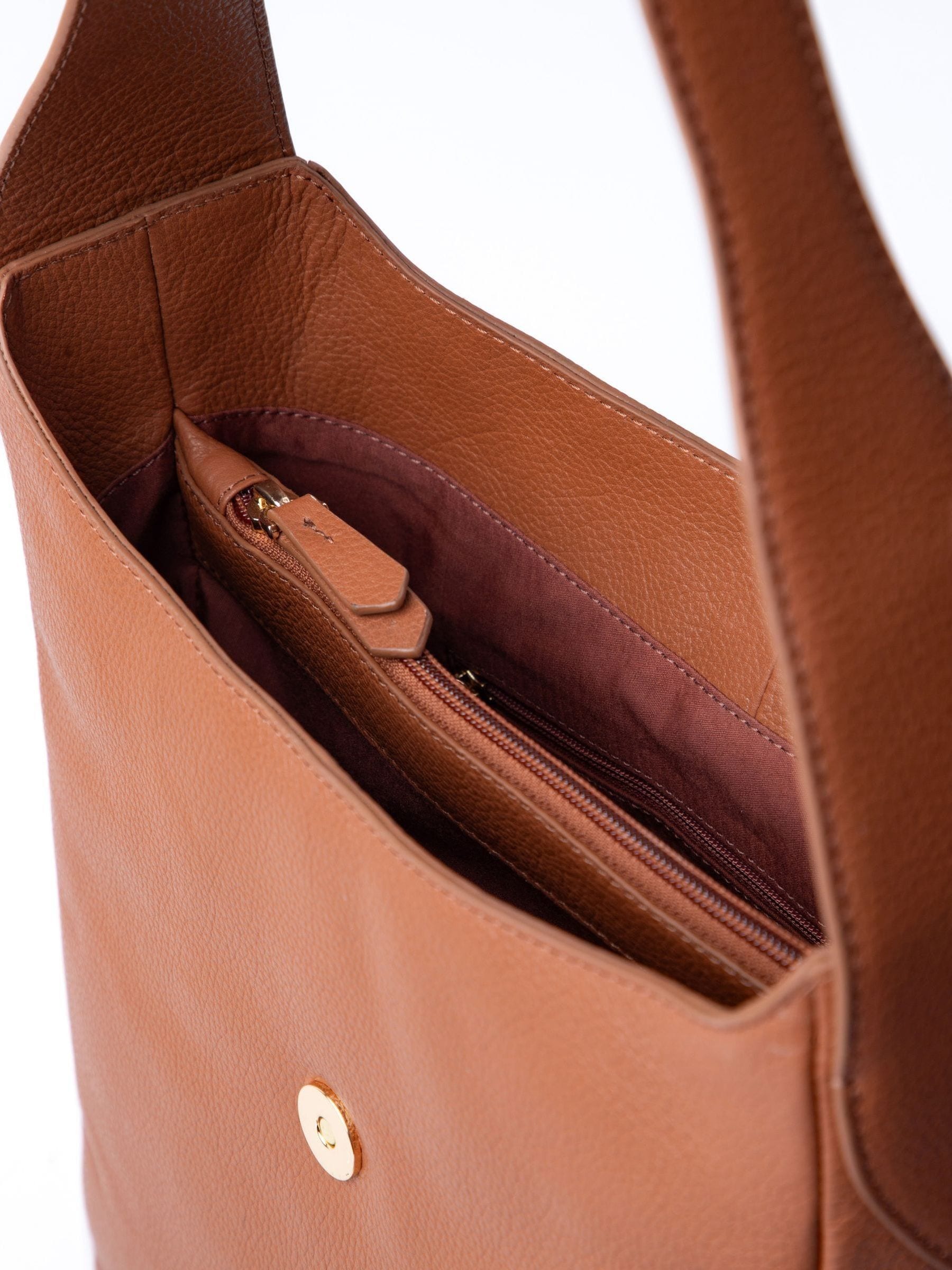 Lakeland Leather black Dalston shoulder bag, UK version