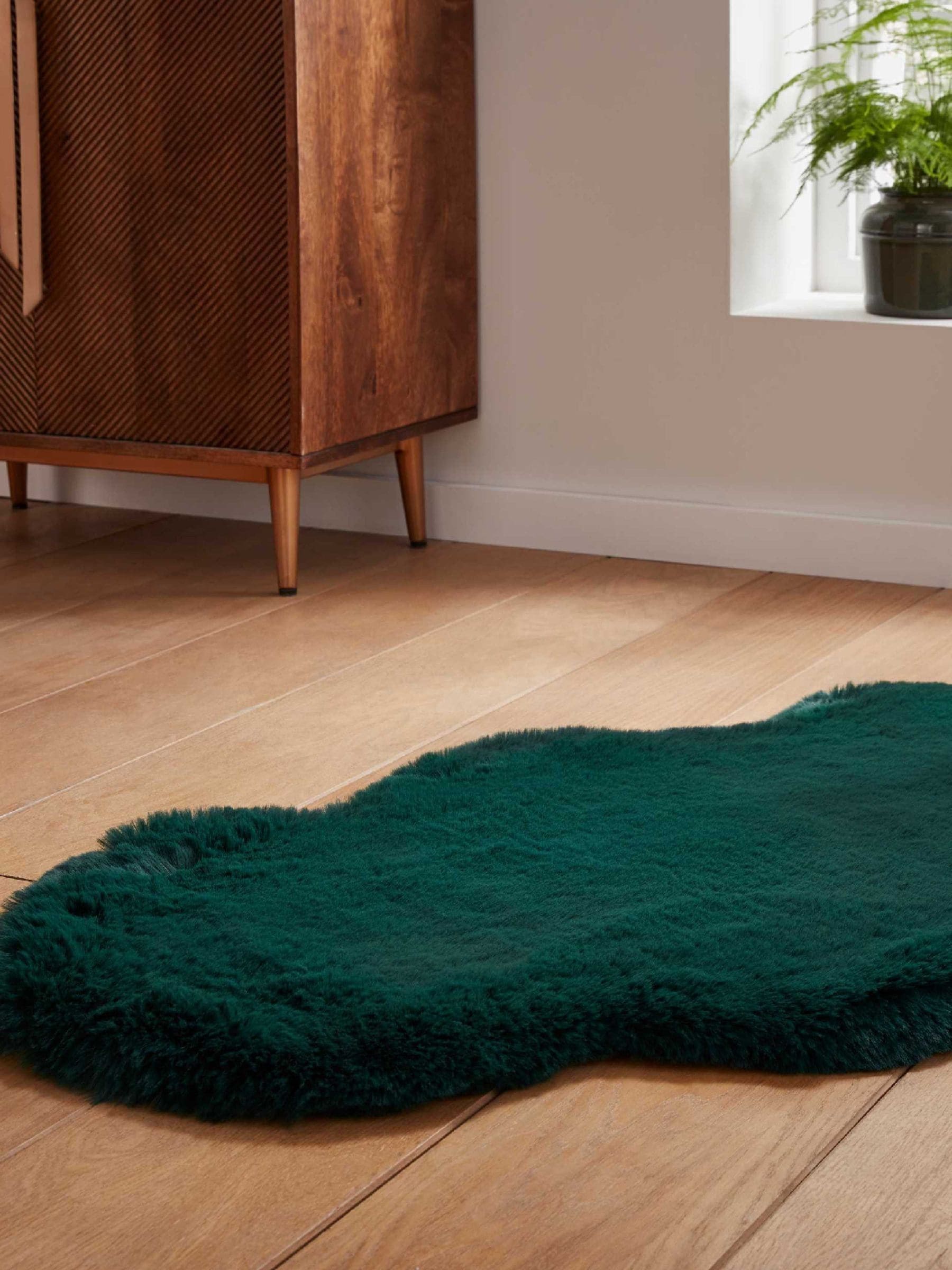 Think Rugs Jewel Green Super Teddy shaggy rug 60x90cm (British brand)