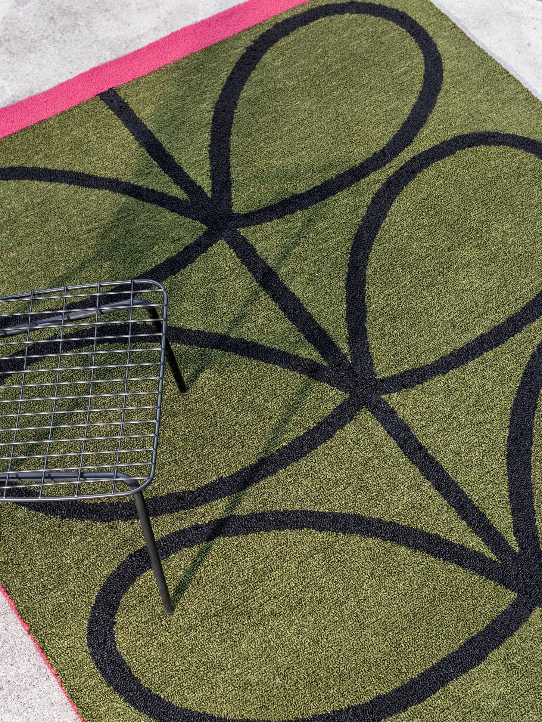 Orla Kiely Olive Linear Stem outdoor rug, UK version