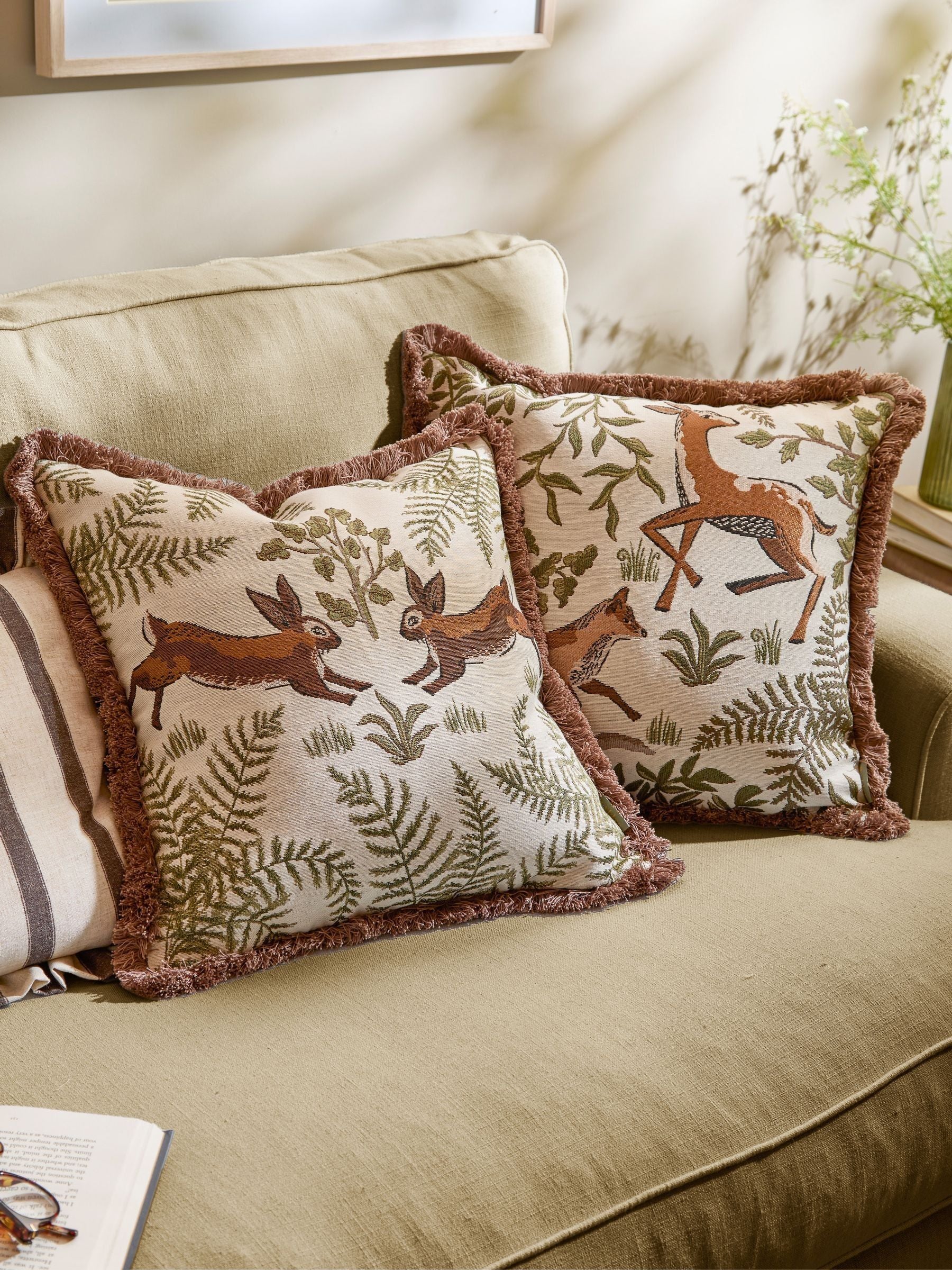 Wylder Willow embroidered rabbit cushion 30x50 cm, imported from the UK