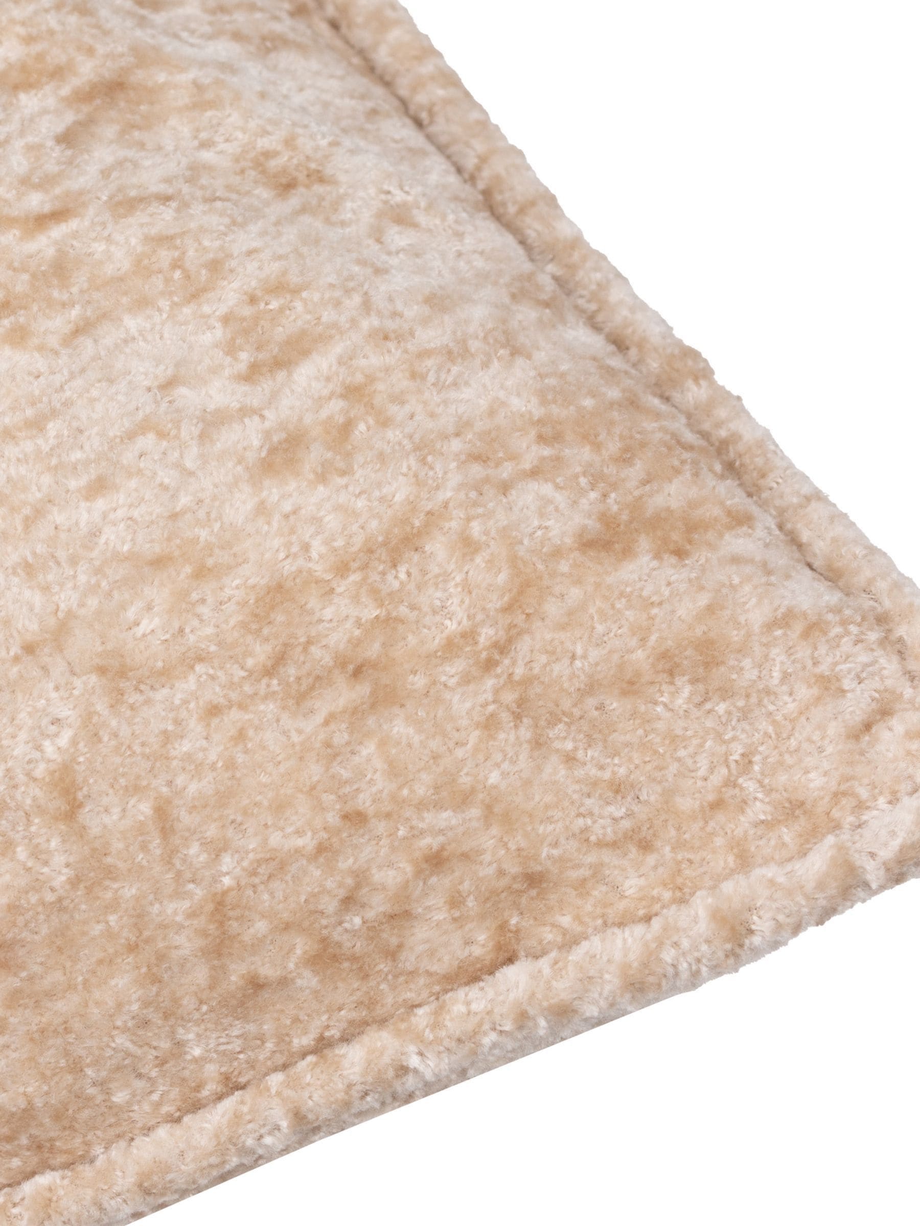 Paoletti velvet cushion Oyster 50 cm, UK version