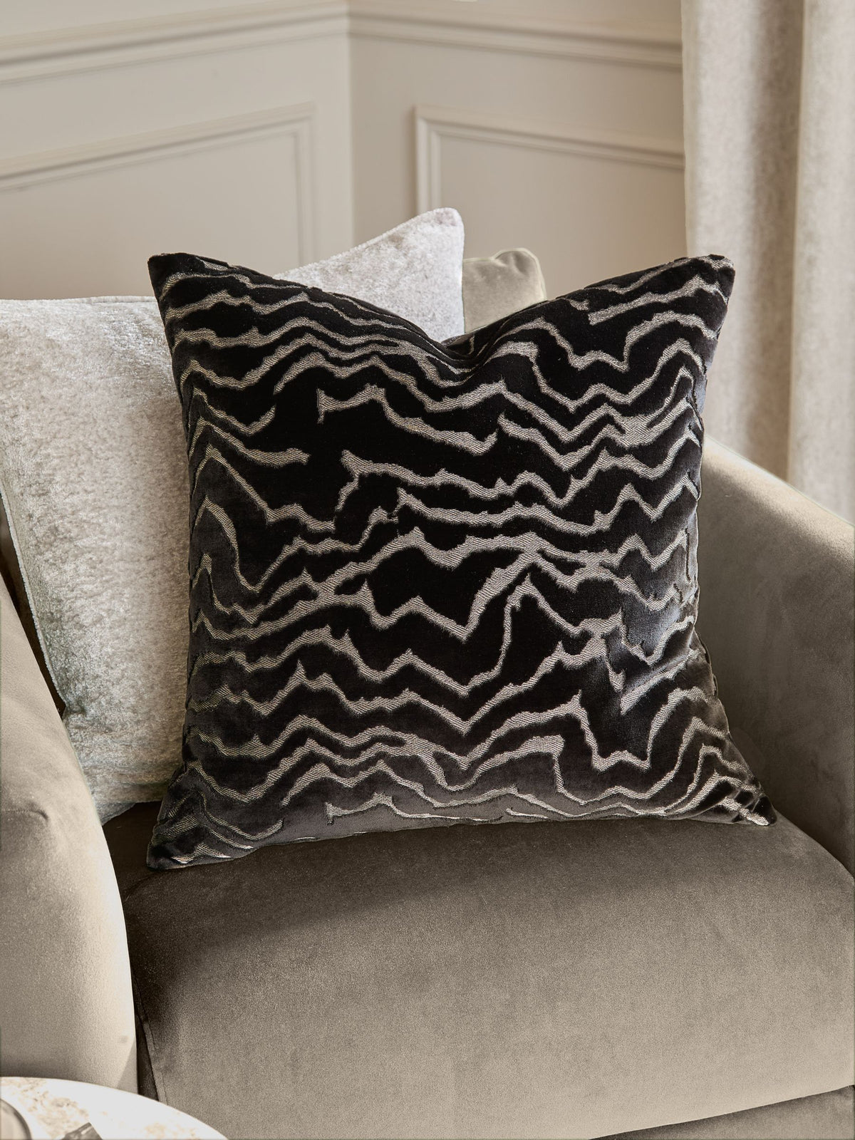 Paoletti Jet Tierra cut velvet cushion 50x50cm - British product
