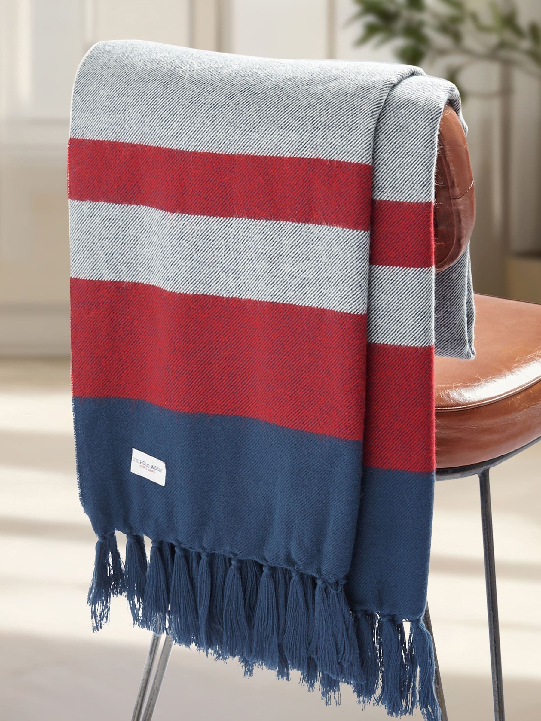 U.S. Polo Assn. Vapor Blue striped boucle throw 130x170cm, UK version