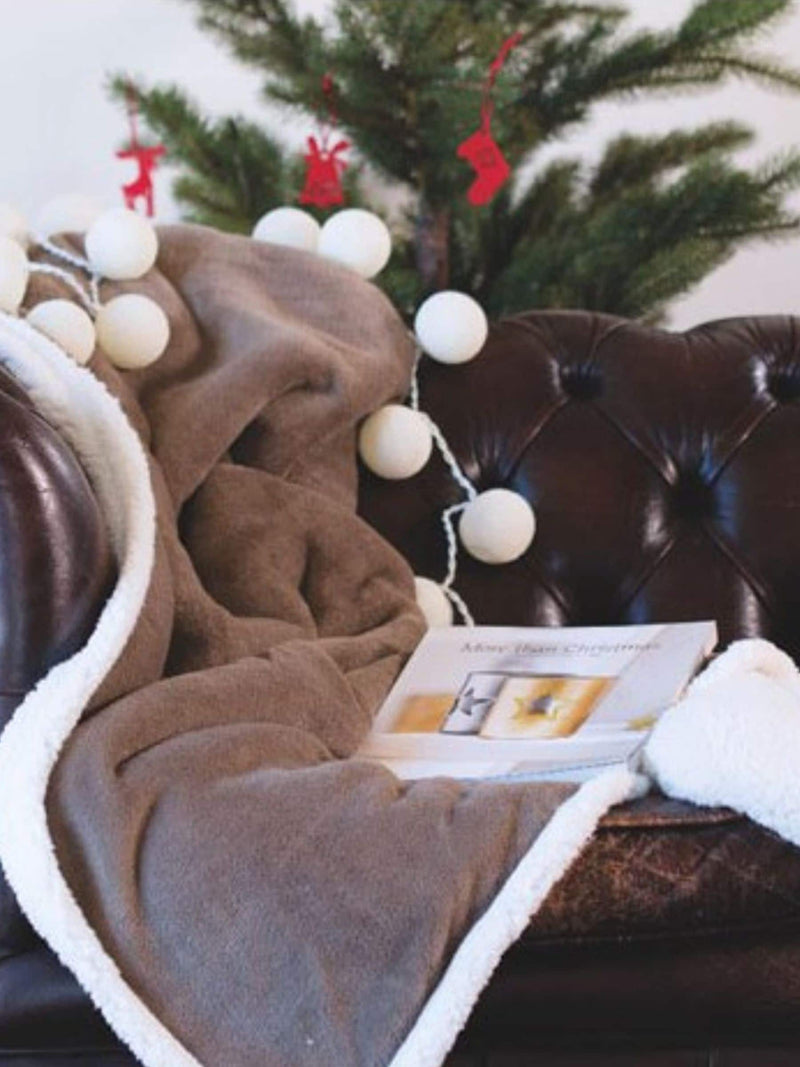 Treat Republic personalised sherpa lined fleece blanket 150x120cm (British brand)