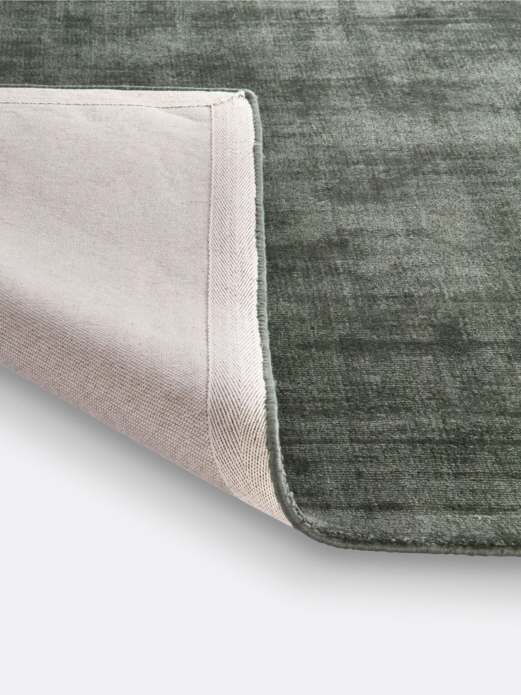La Redoute Intérieurs Izri aged effect lyocell rug 200x290cm - British product