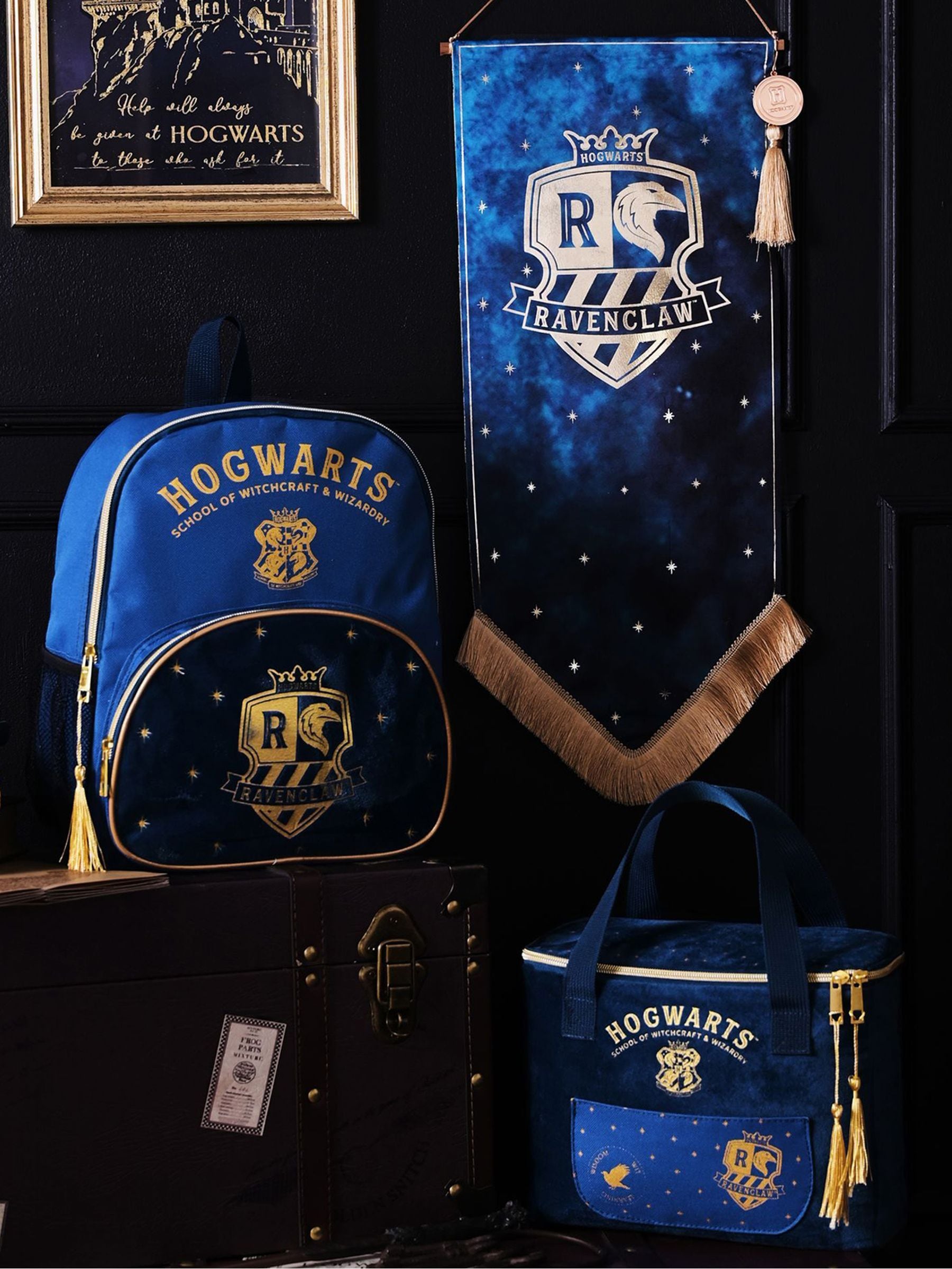 Harry Potter Ravenclaw lunch bag navy, UK version