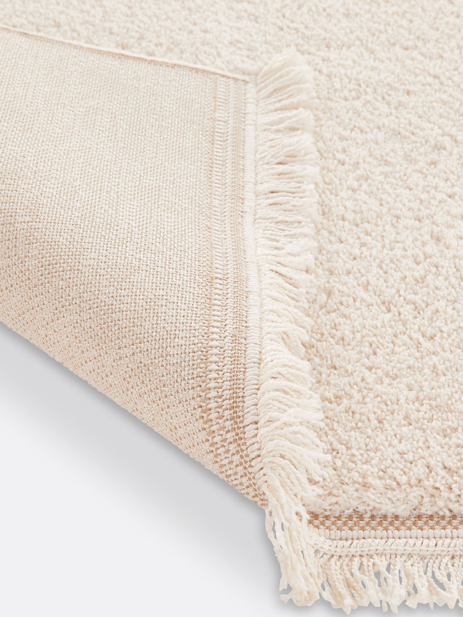 La Redoute Intérieurs Ecru Effie Berber fringed rug, imported from the UK