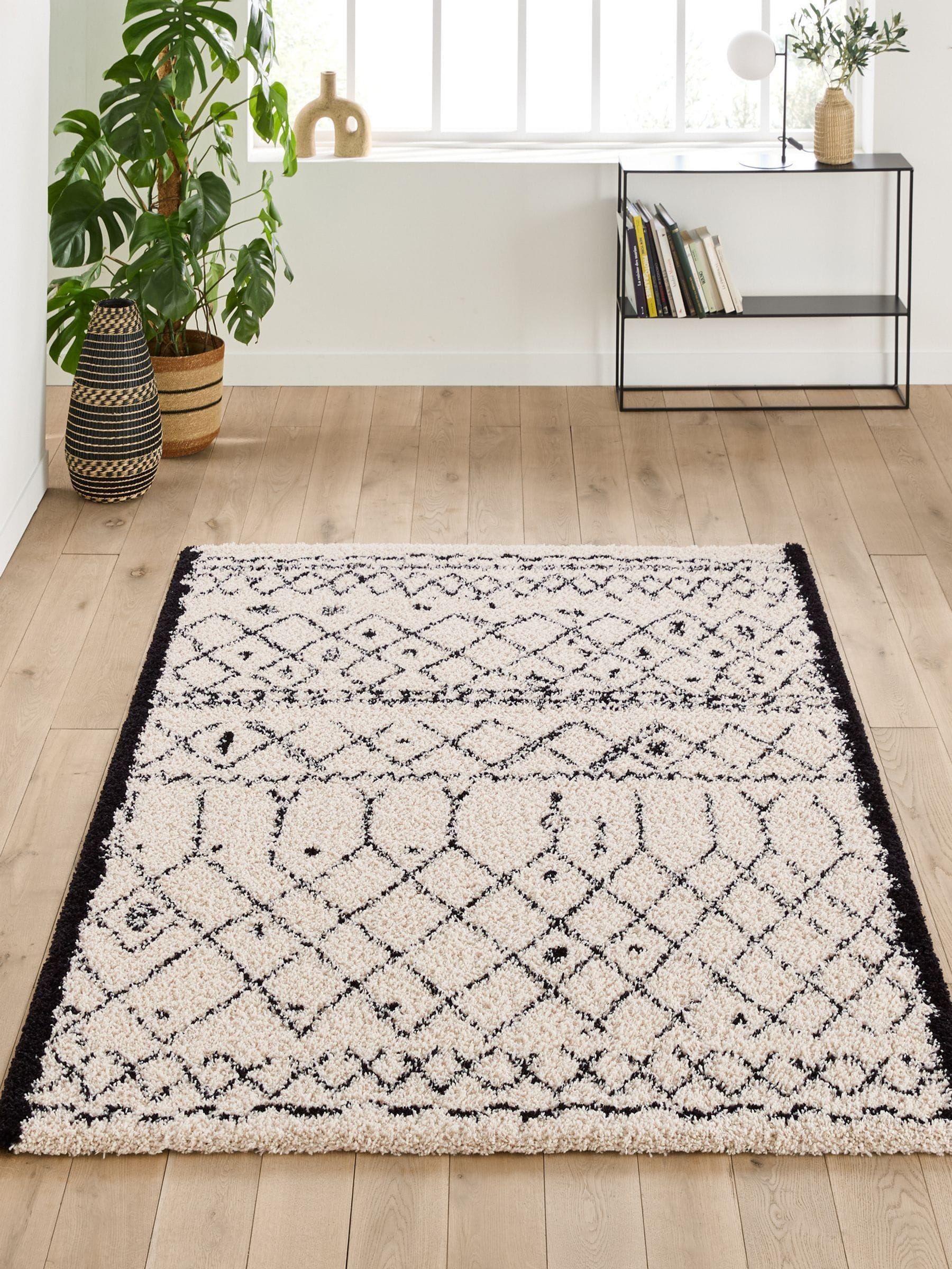 La Redoute Afaw Berber-style rug black white - British product