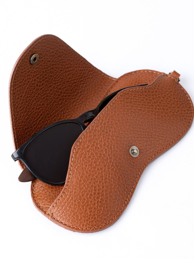 Lakeland Leather brown Tarraby glasses case (British brand)