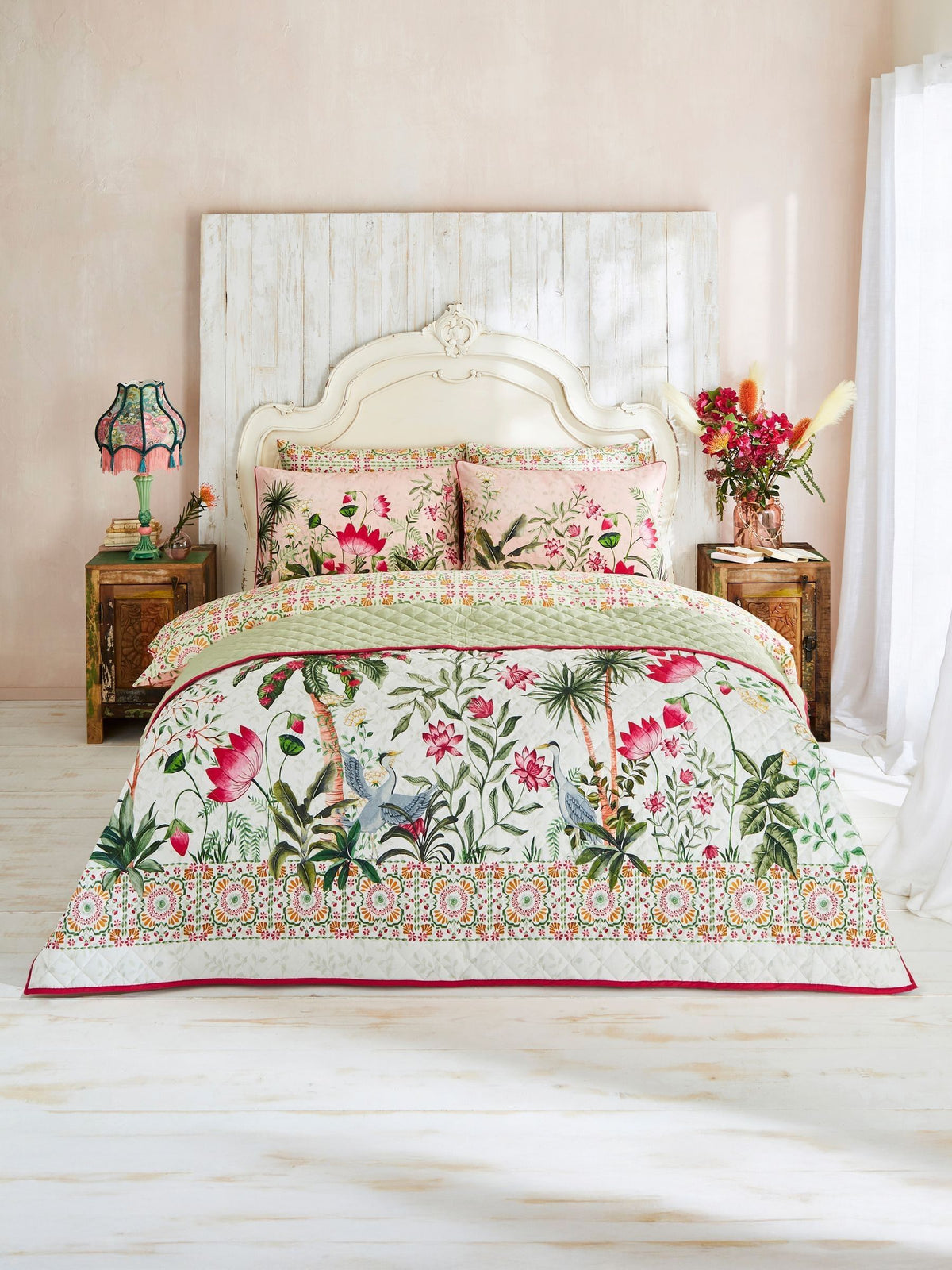 Joe Browns Herons Haven quilted cotton bedspread off white, imported from the UK
