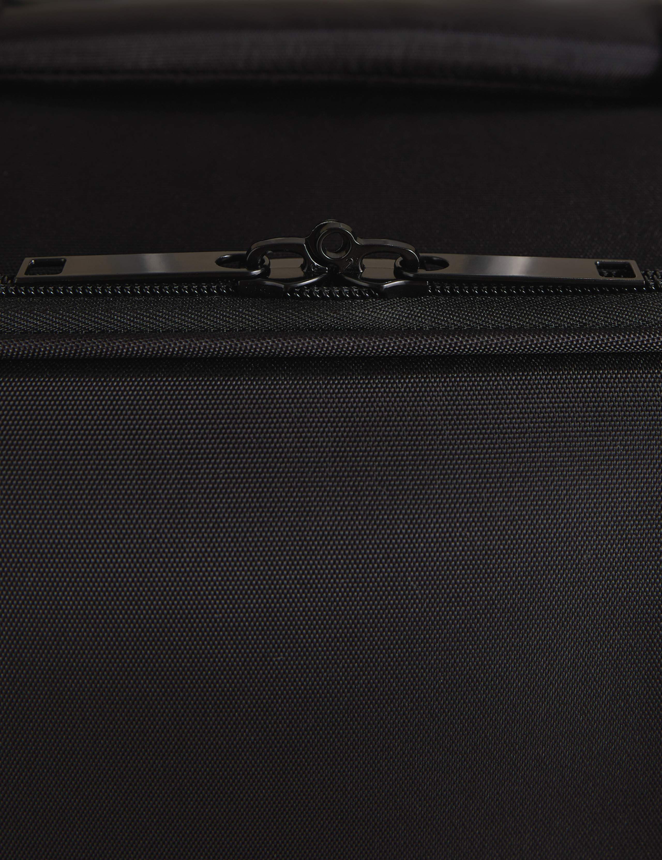 Valletta soft medium suitcase 4 wheel, imported from the UK
