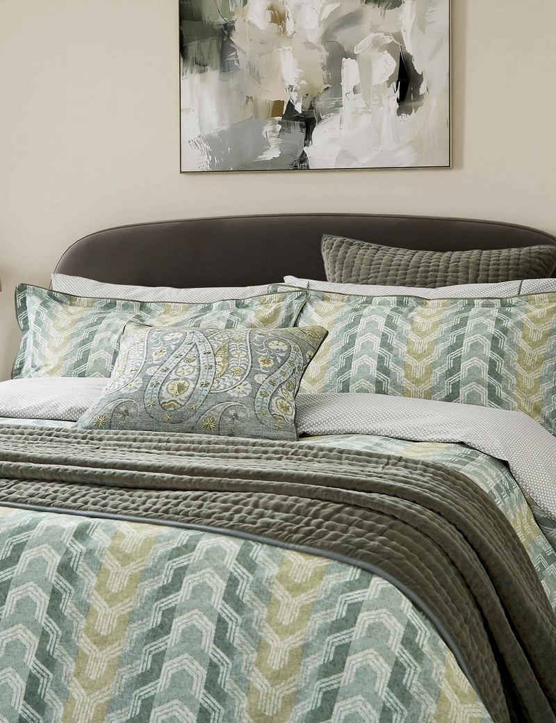 Bedeck of Belfast velvet 1000 thread count square pillowcase, UK version