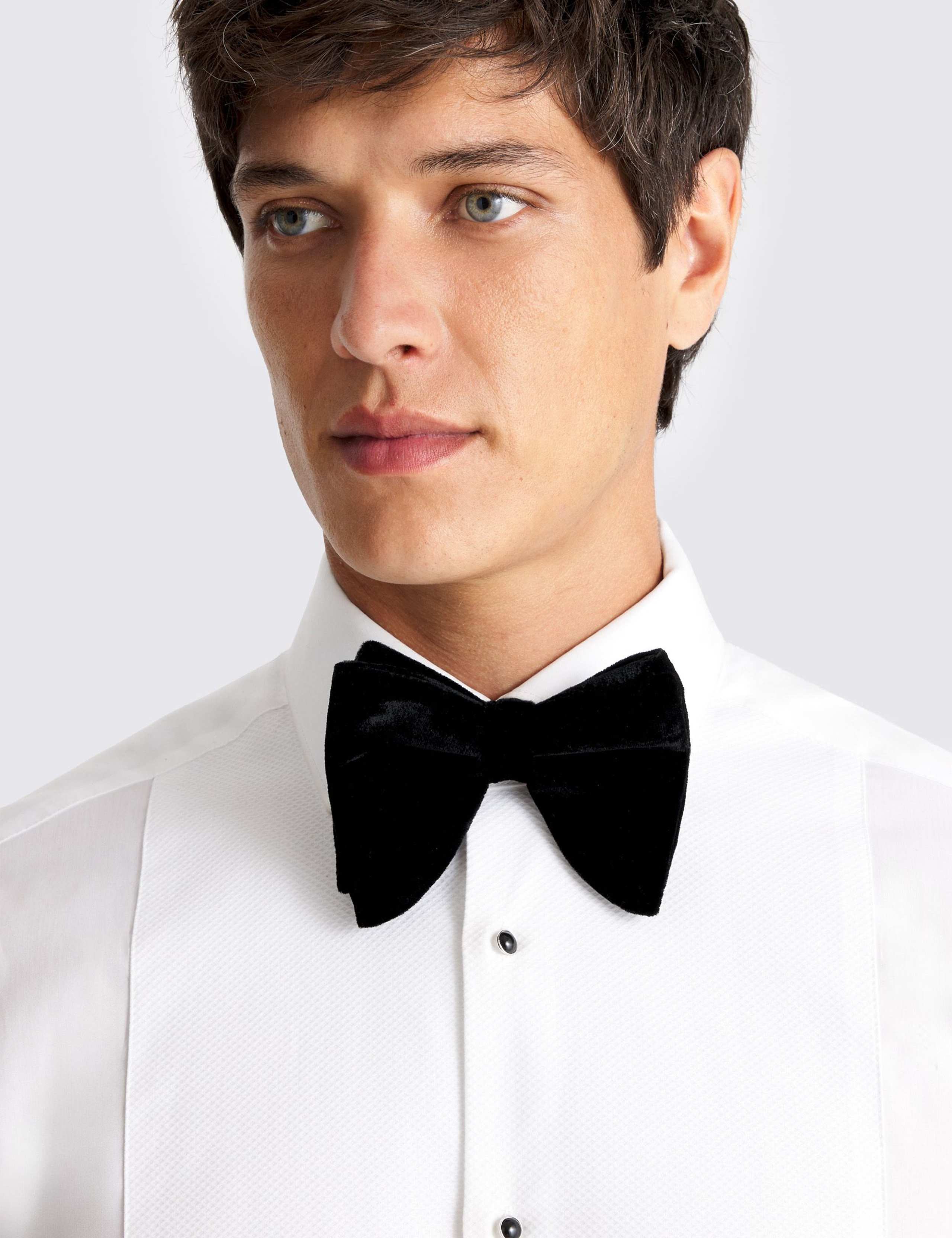 Moss velvet bow tie with silk pre-tied - British product