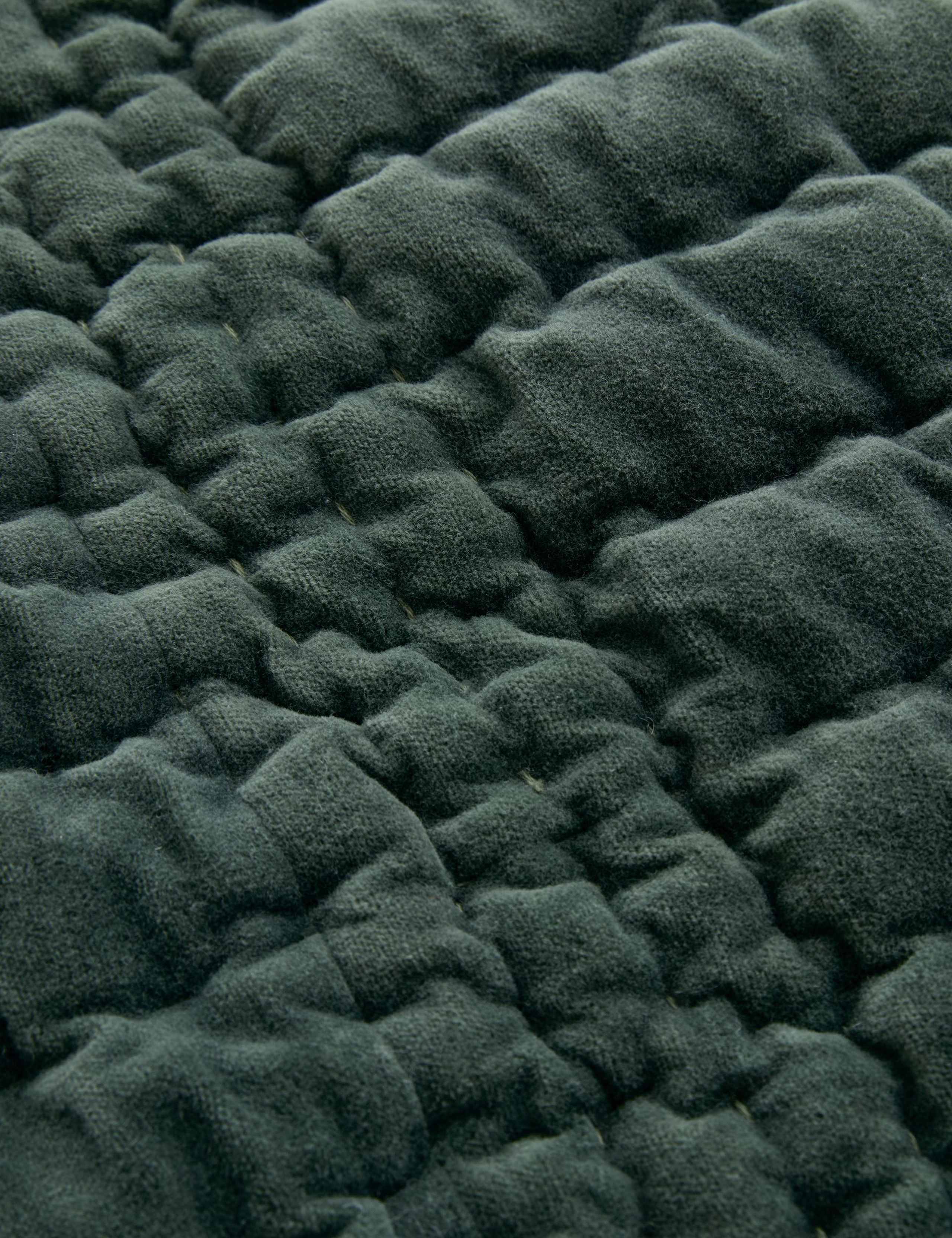 Laura Ashley velvet scalloped bedspread 180x235cm (British brand)