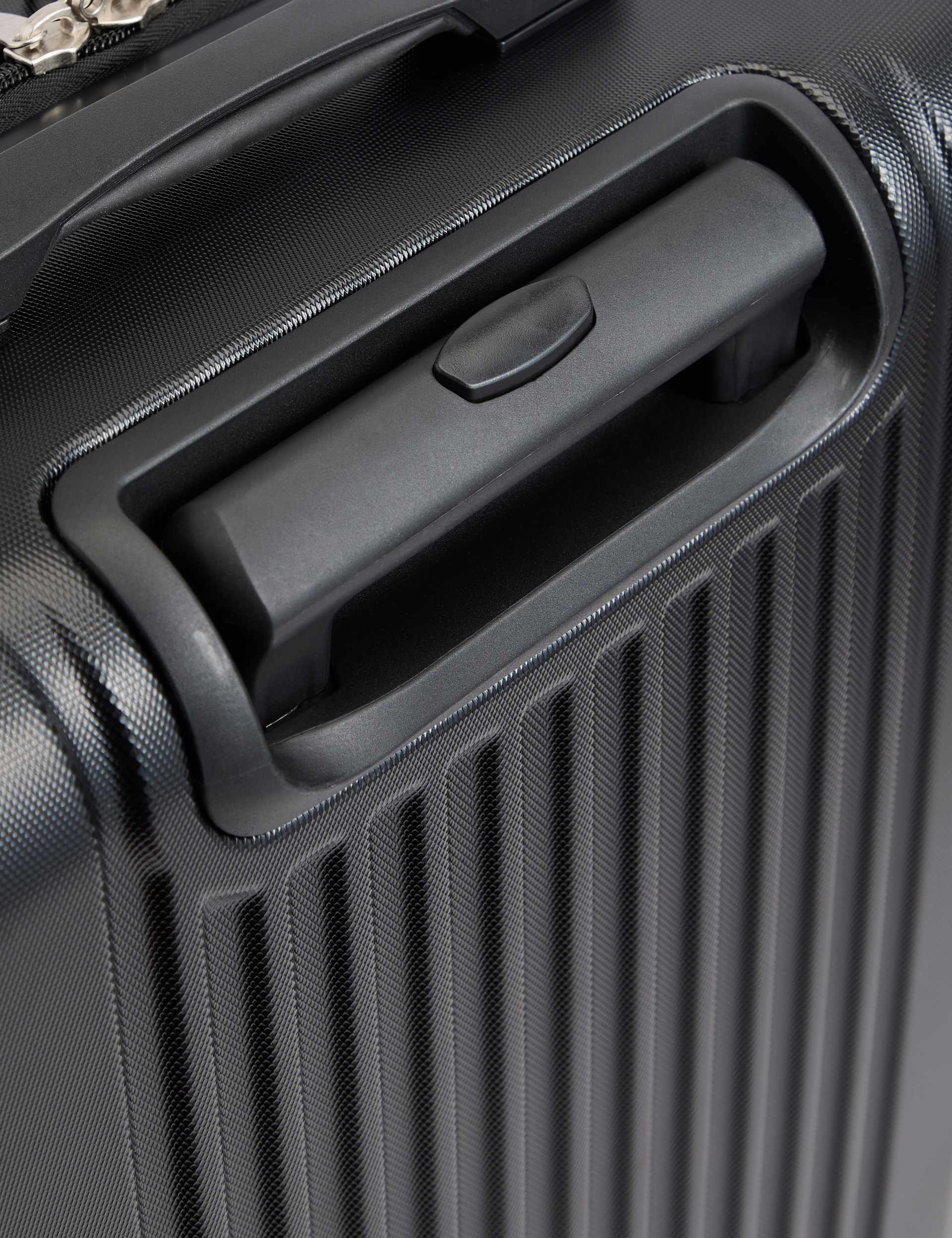Vienna 4 Wheel Hard Shell Medium Suitcase