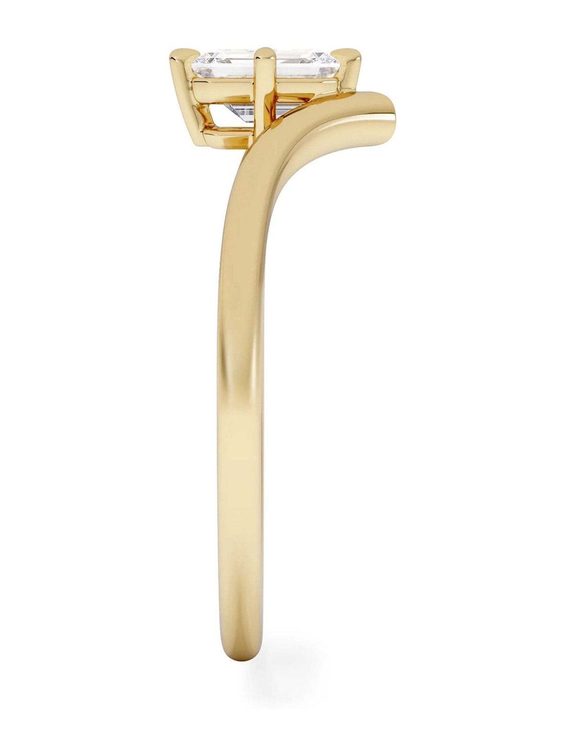 The Diamond Store Vela 0.50ct emerald ring (British brand)