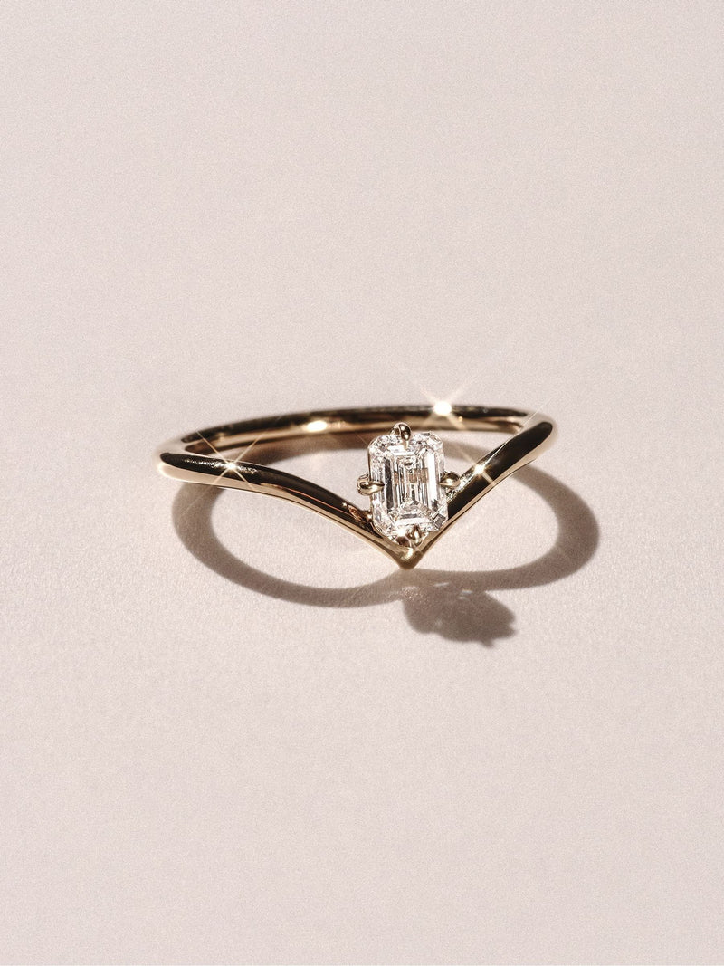 The Diamond Store Vela 0.50ct emerald ring (British brand)