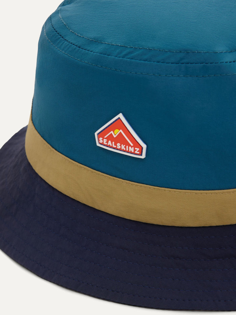 Sealskinz trail bucket hat with water repellent finish - British product