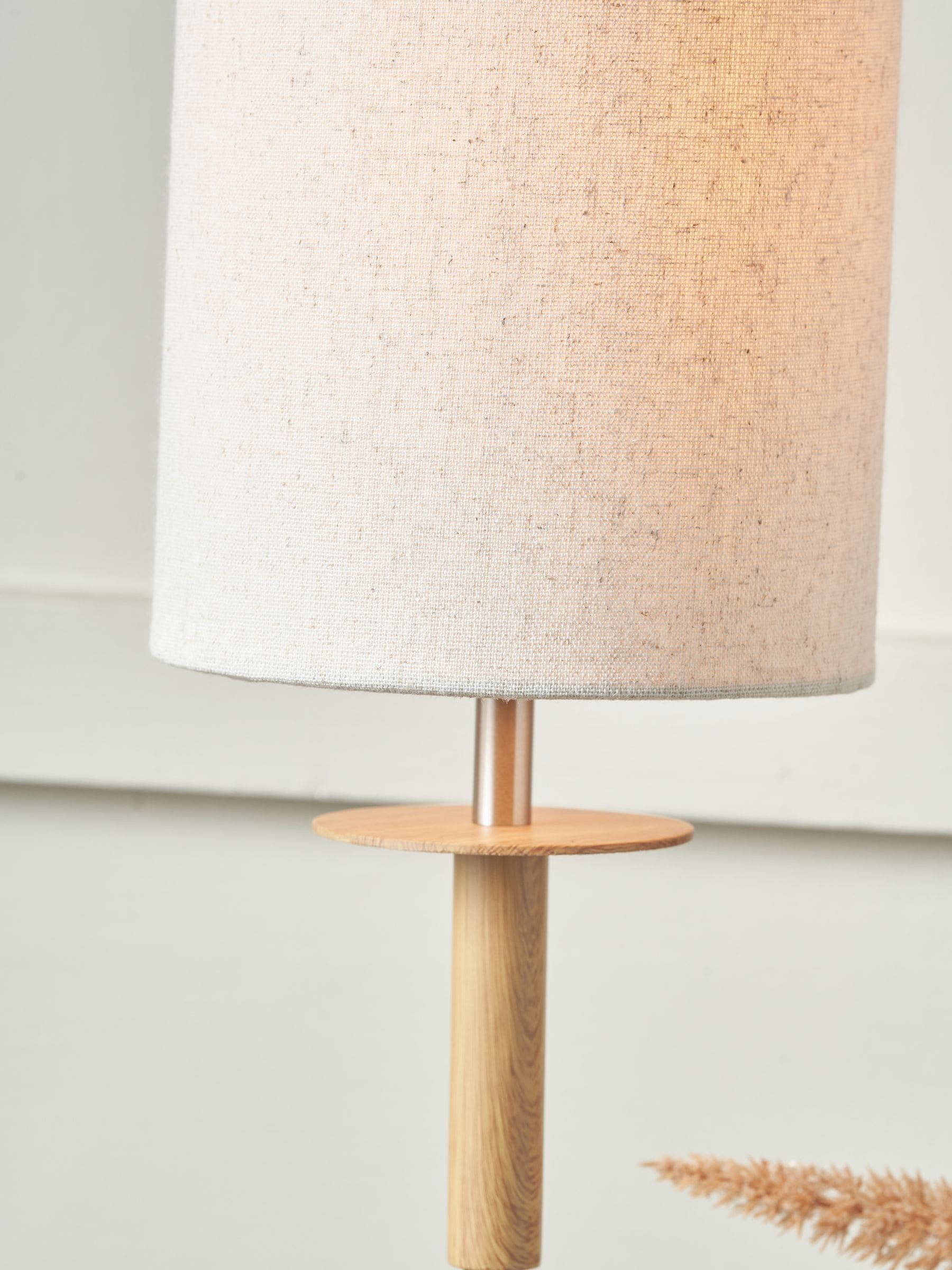 Pacific Natural Bonham table lamp 68cm (British brand)