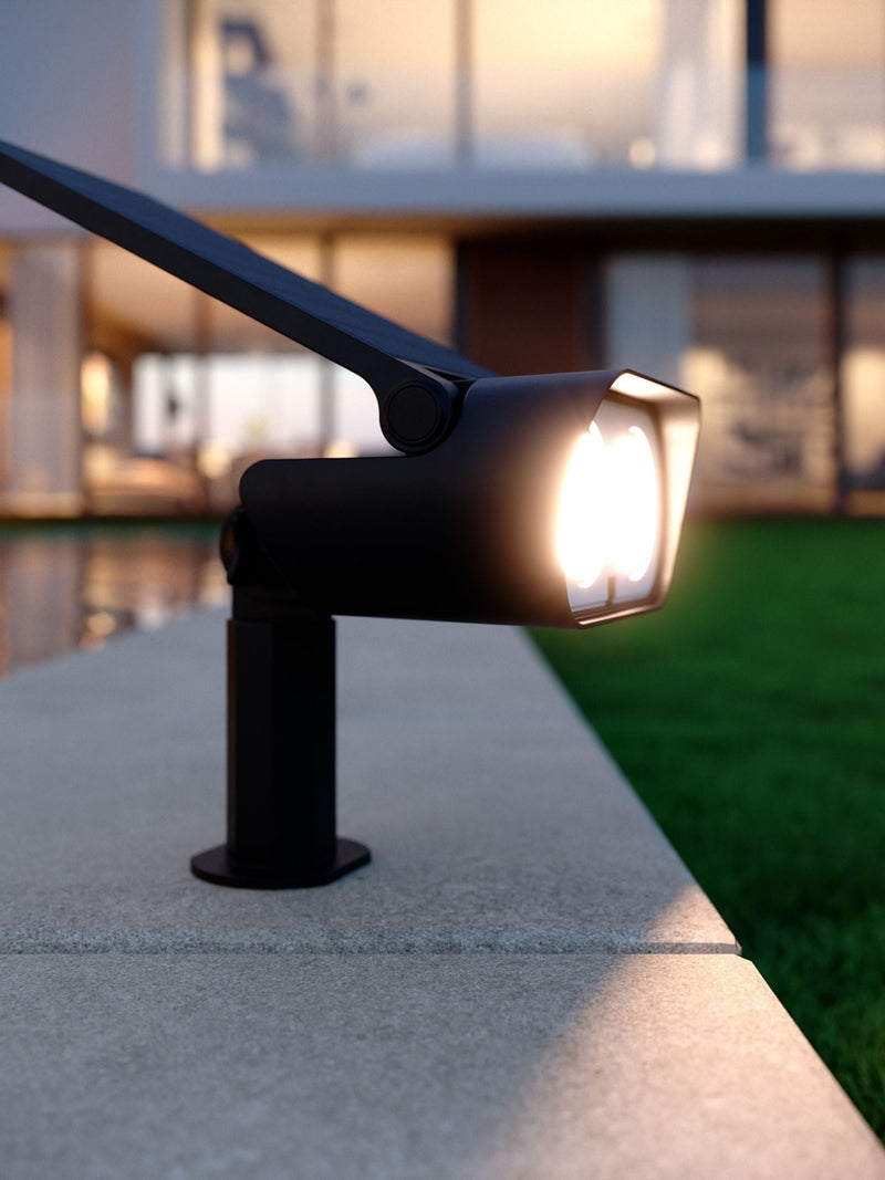 The Solar Centre Seacroft solar spotlight warm cool white, UK version
