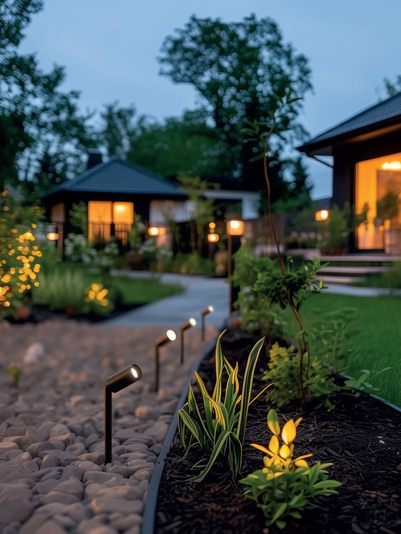 The Solar Centre Juno warm white solar spotlights 4 pack (British brand)