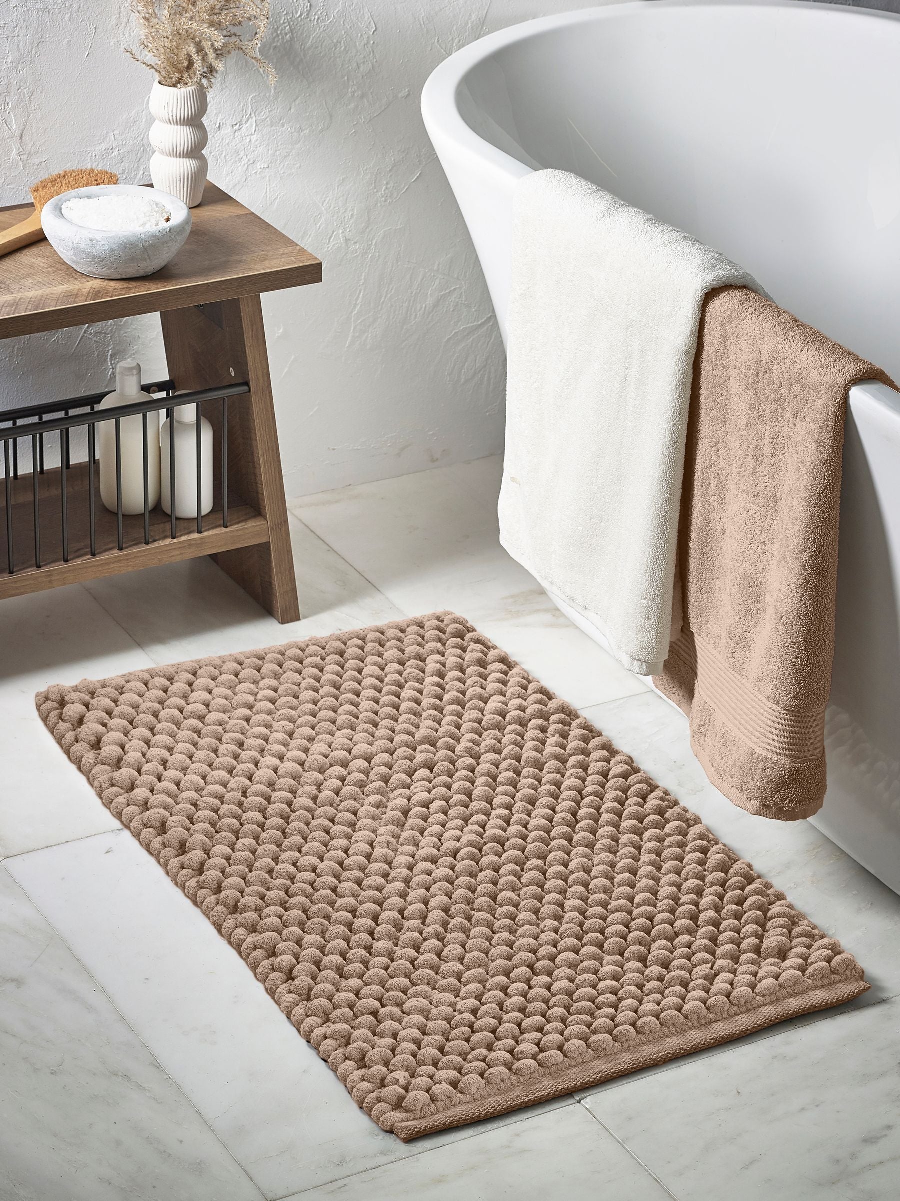 Caramel Bobble Bath Mat