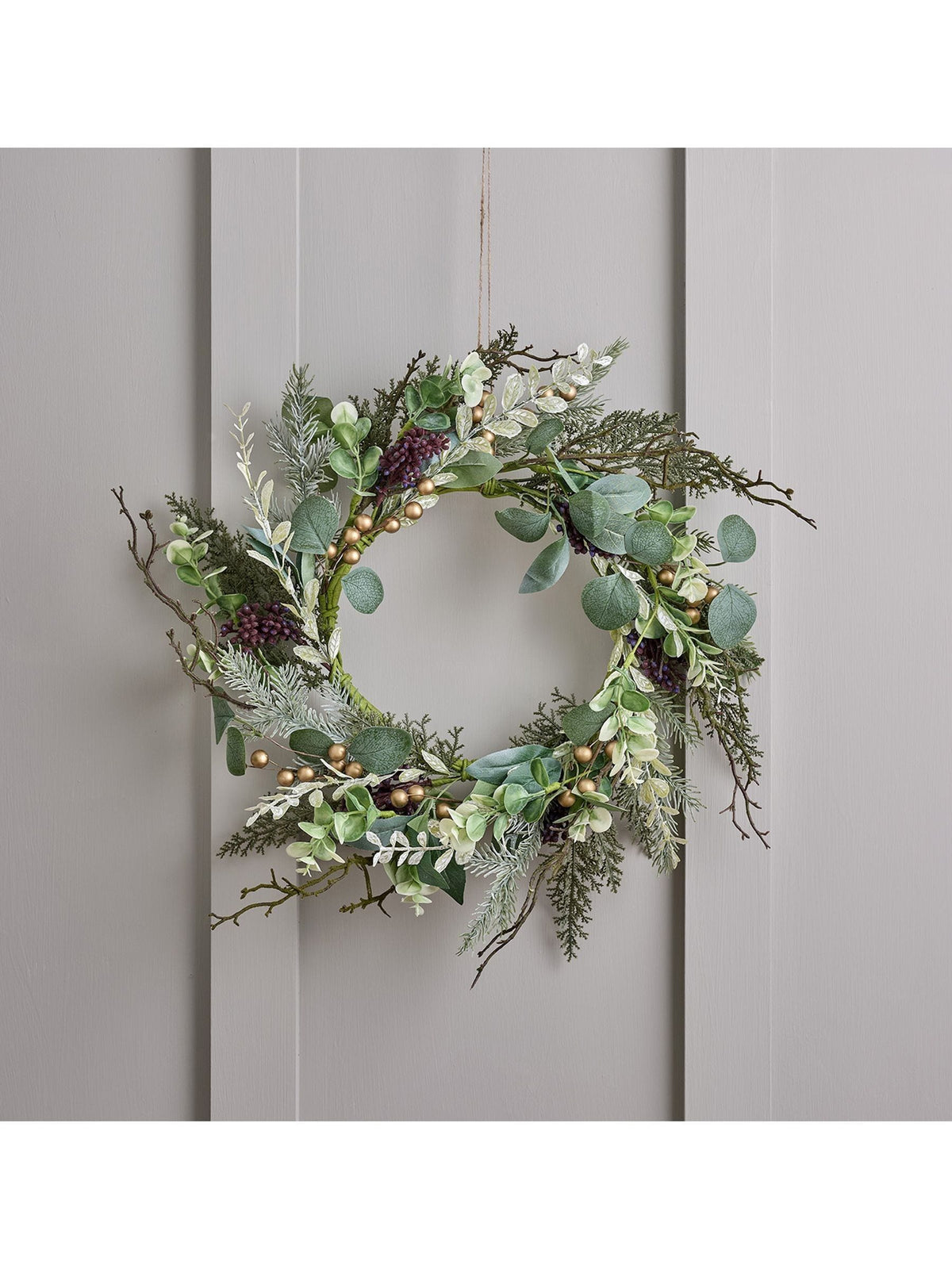 Lights4fun Christmas Golden Berry Wreath 40cm, UK version