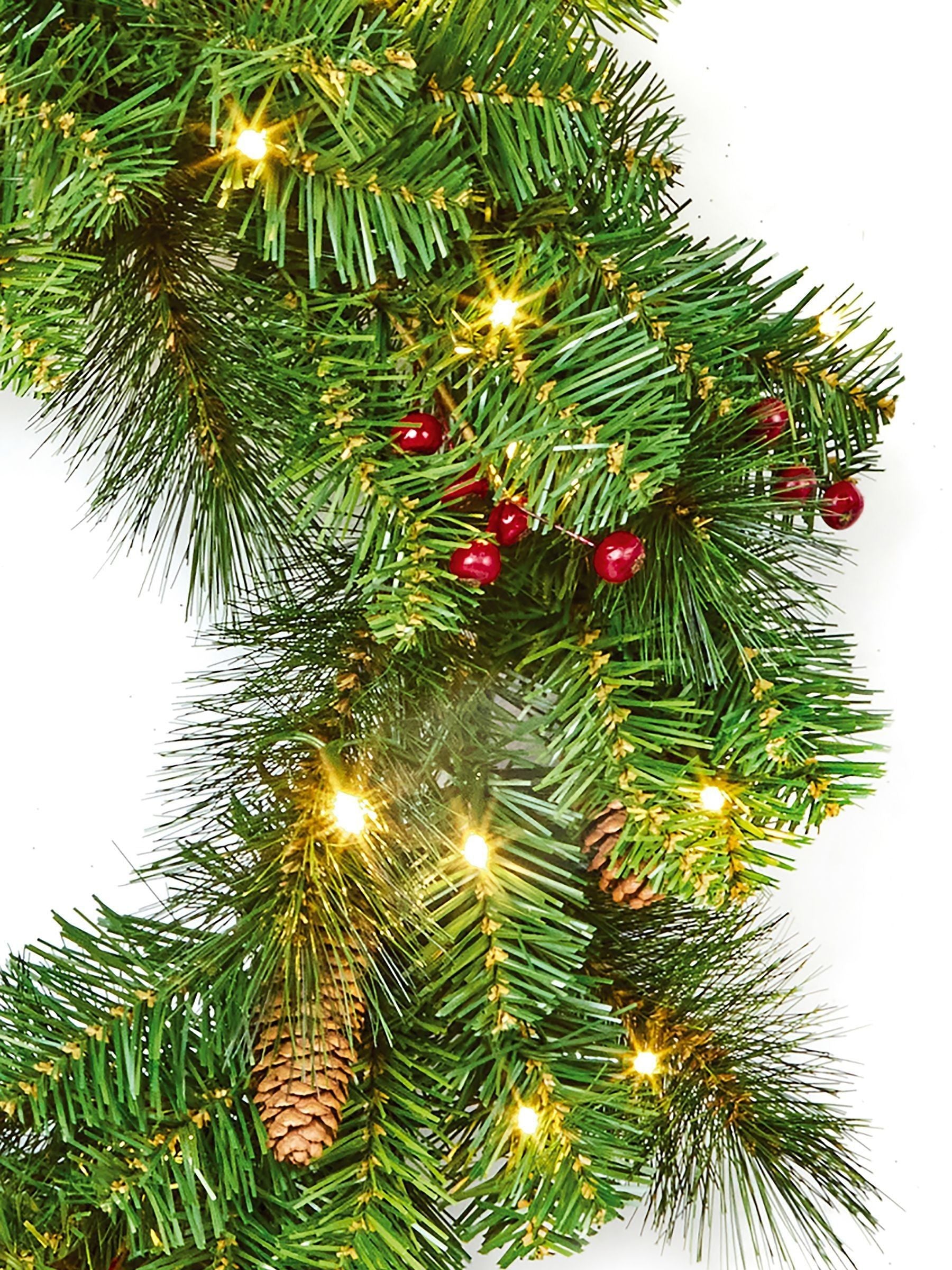Premier Decorations 60cm prelit wreath 50 LEDs (British brand)