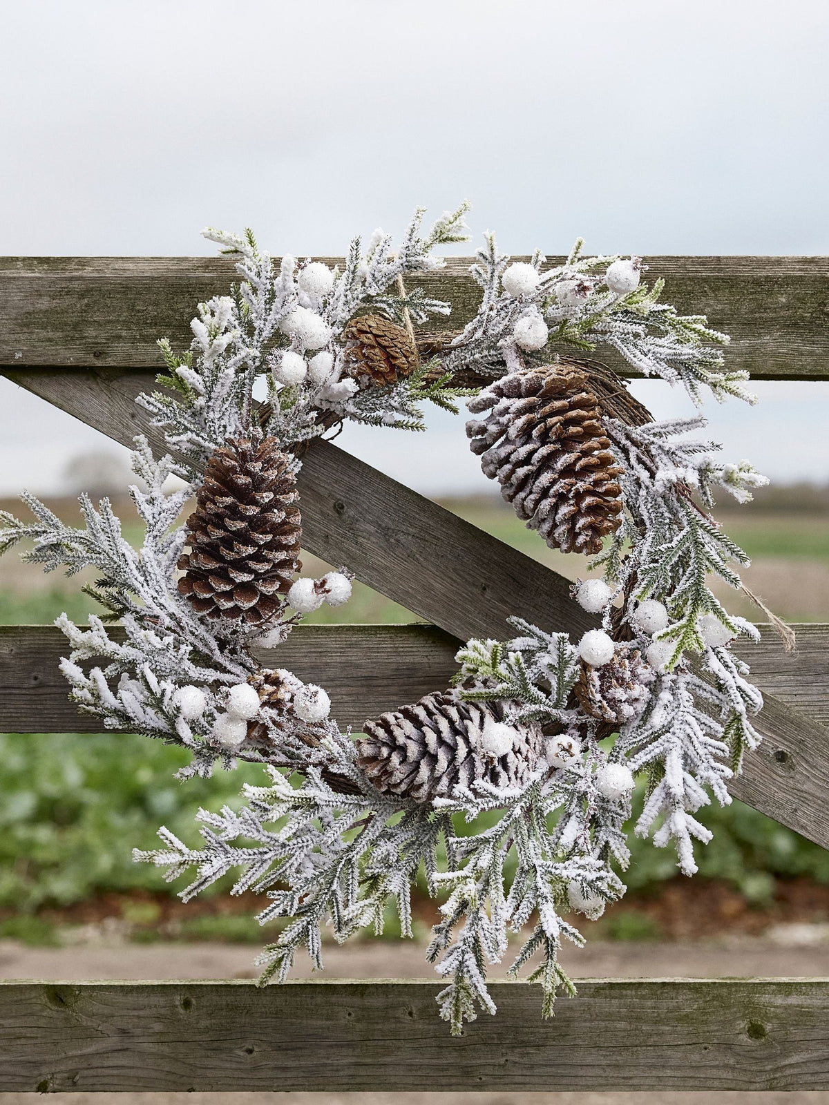 Dibor Winter Snowdrift wreath 50cm - British product