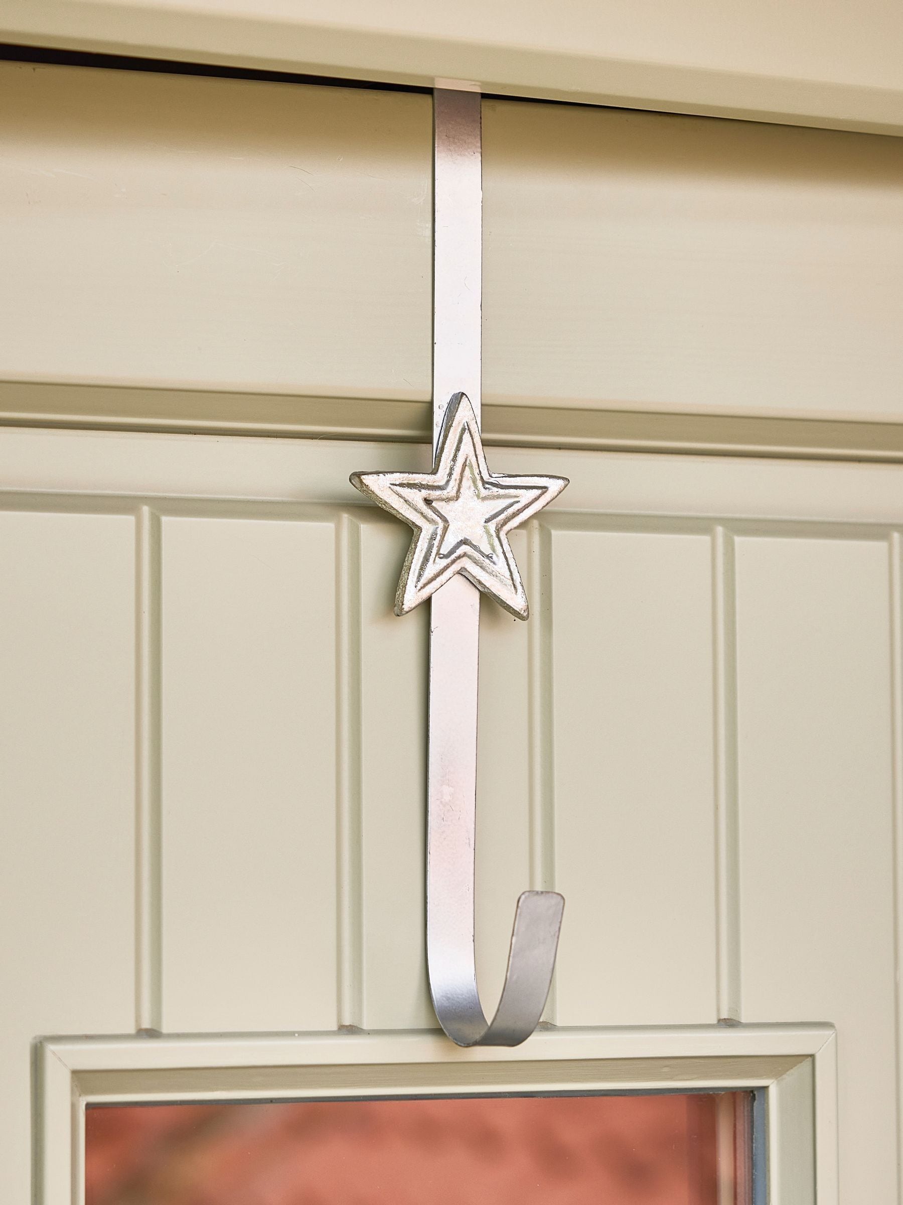 Dibor star wreath door hanger for Christmas, UK version
