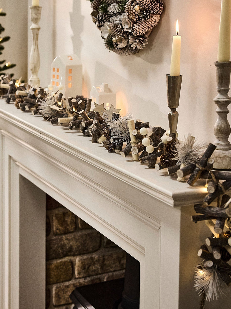 Dibor Golden Glow light up garland 180cm, imported from the UK