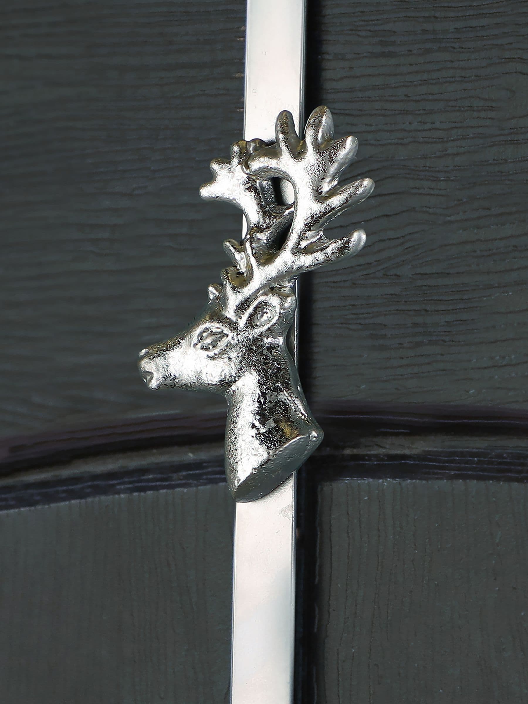 Dibor deer wreath hanger for UPVC and wooden doors, British brand