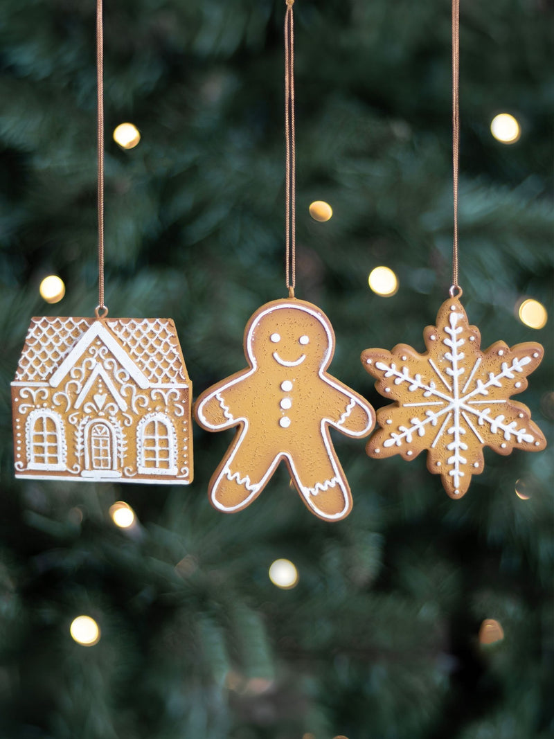 Something Different gingerbread hanging decorations set of 3, imported from the UK