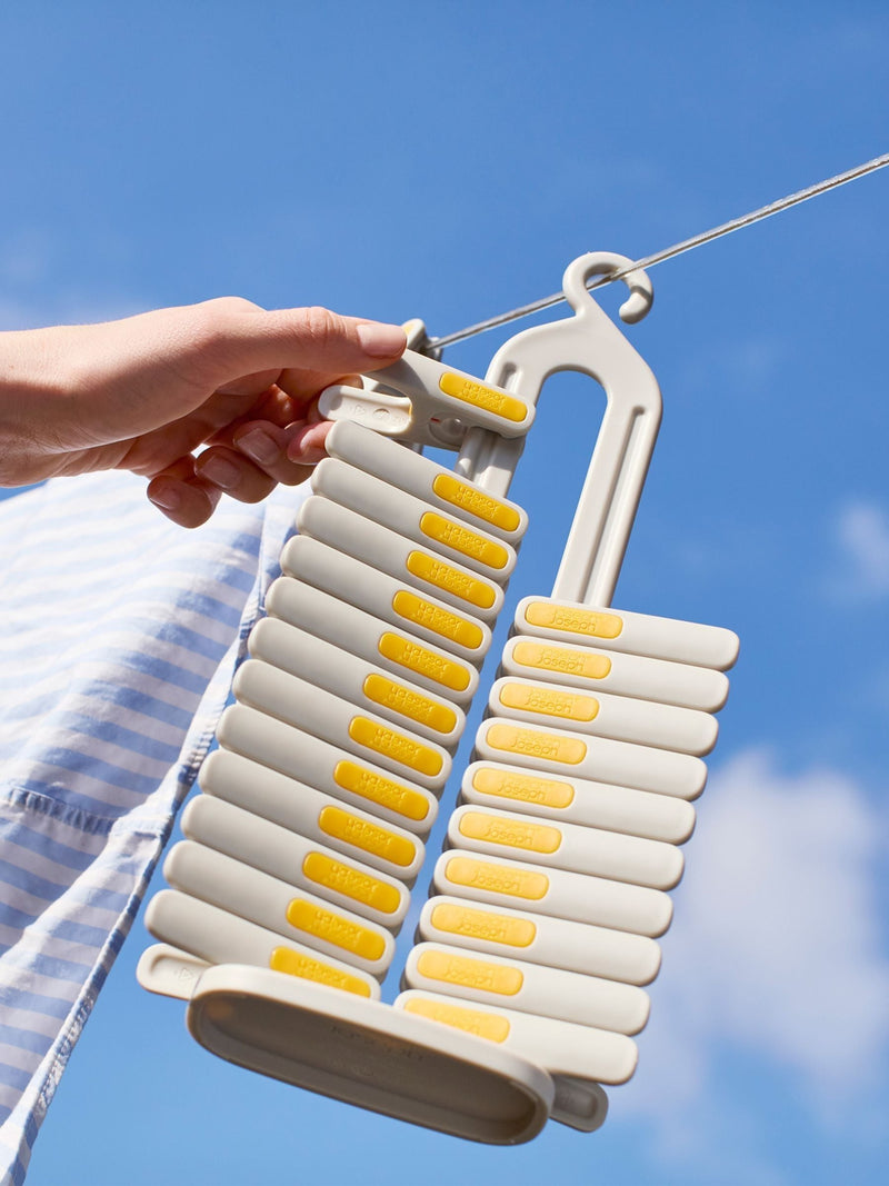 Joseph Joseph Hold-all Outdoor collapsible laundry basket 45l - British product