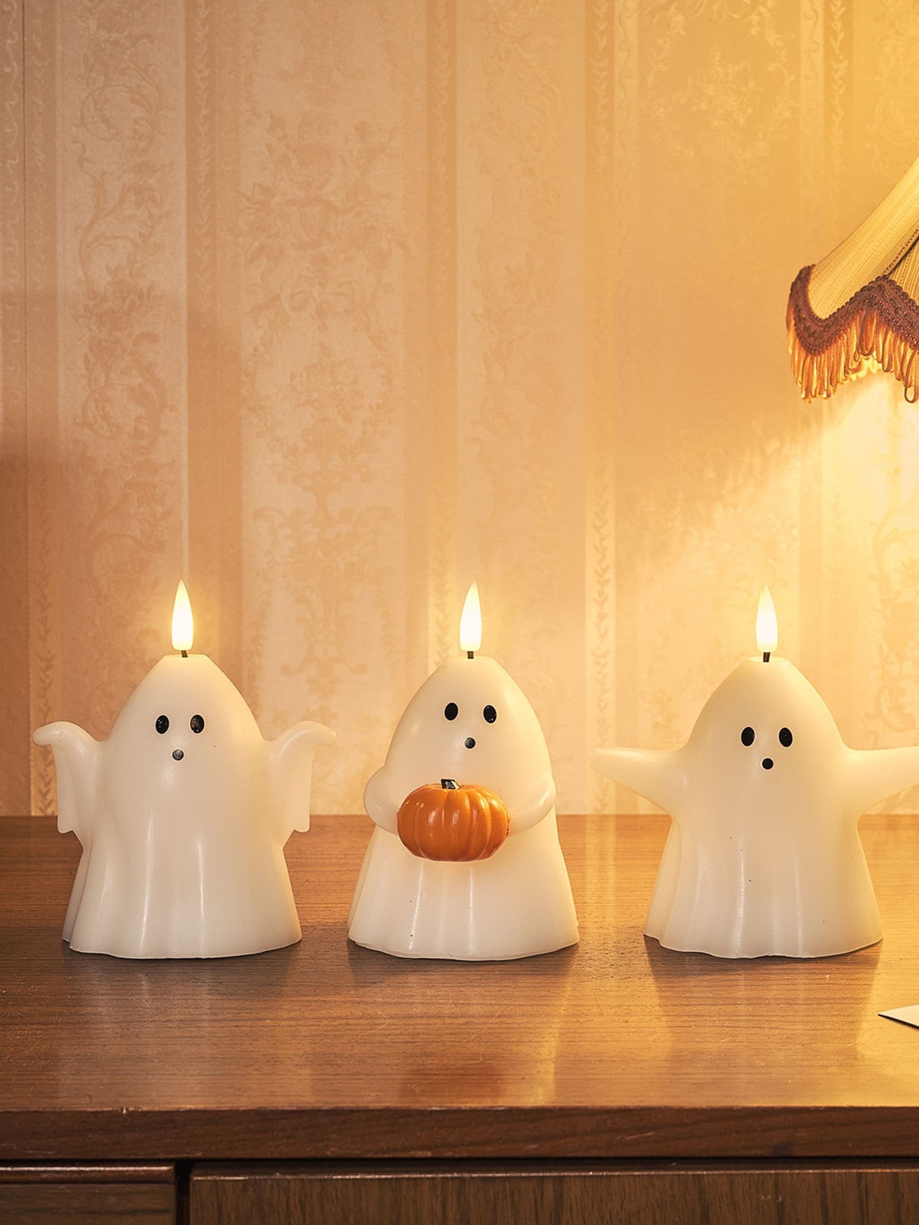 Lights4fun TruGlow ghost candle trio white black orange UK version