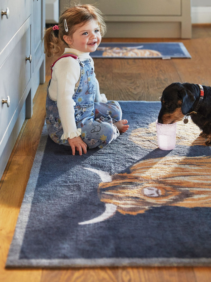 Hug Rug Navy Highland runner 65x150cm - British product