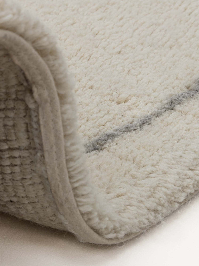 Asiatic Rugs Azera washable Berber wool rug - British product