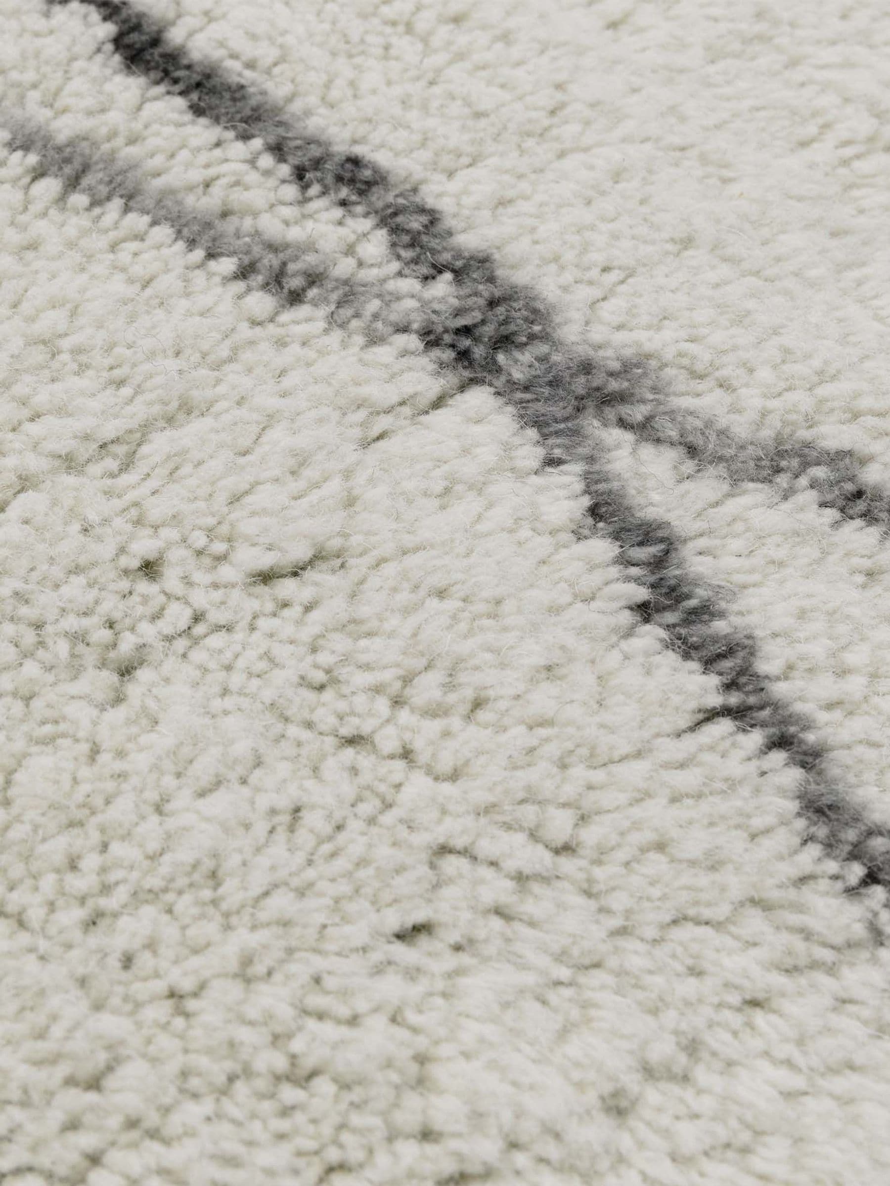 Asiatic Rugs Azera washable Berber wool rug - British product
