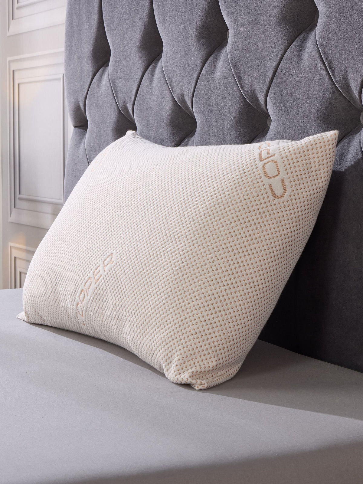 Downland copper infused pillow 48x74cm (British brand)
